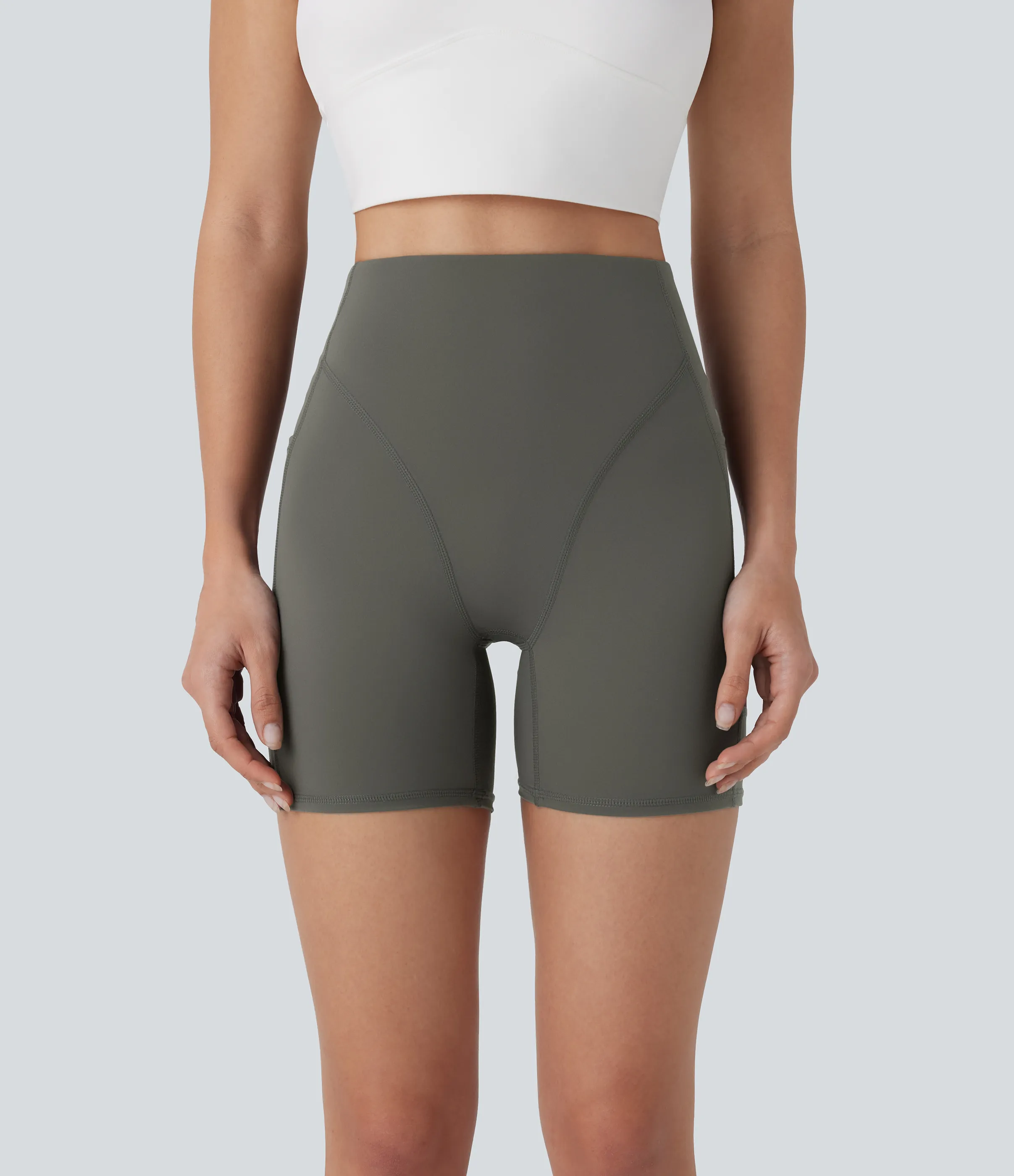 Halara Pantalón corto ciclista entrenamiento tiro alto bolsillo lateral 12.5cm - Lime Light Green - S sold by Halara product image thumbnail 2