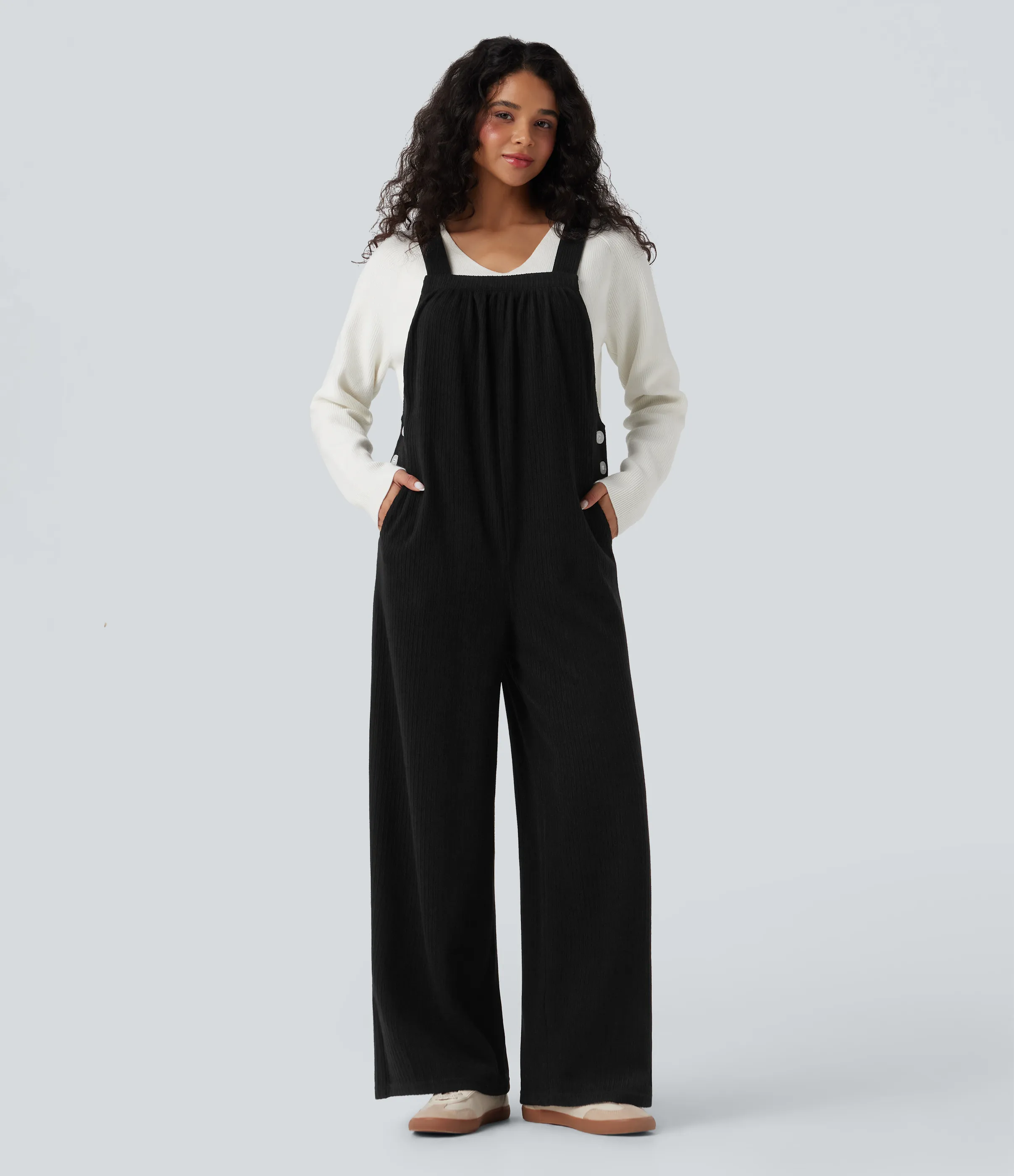 Halara Jumpsuit casual de cuello cuadrado acanalado con bolsillos - Black - S(regular) sold by Halara product image thumbnail 2