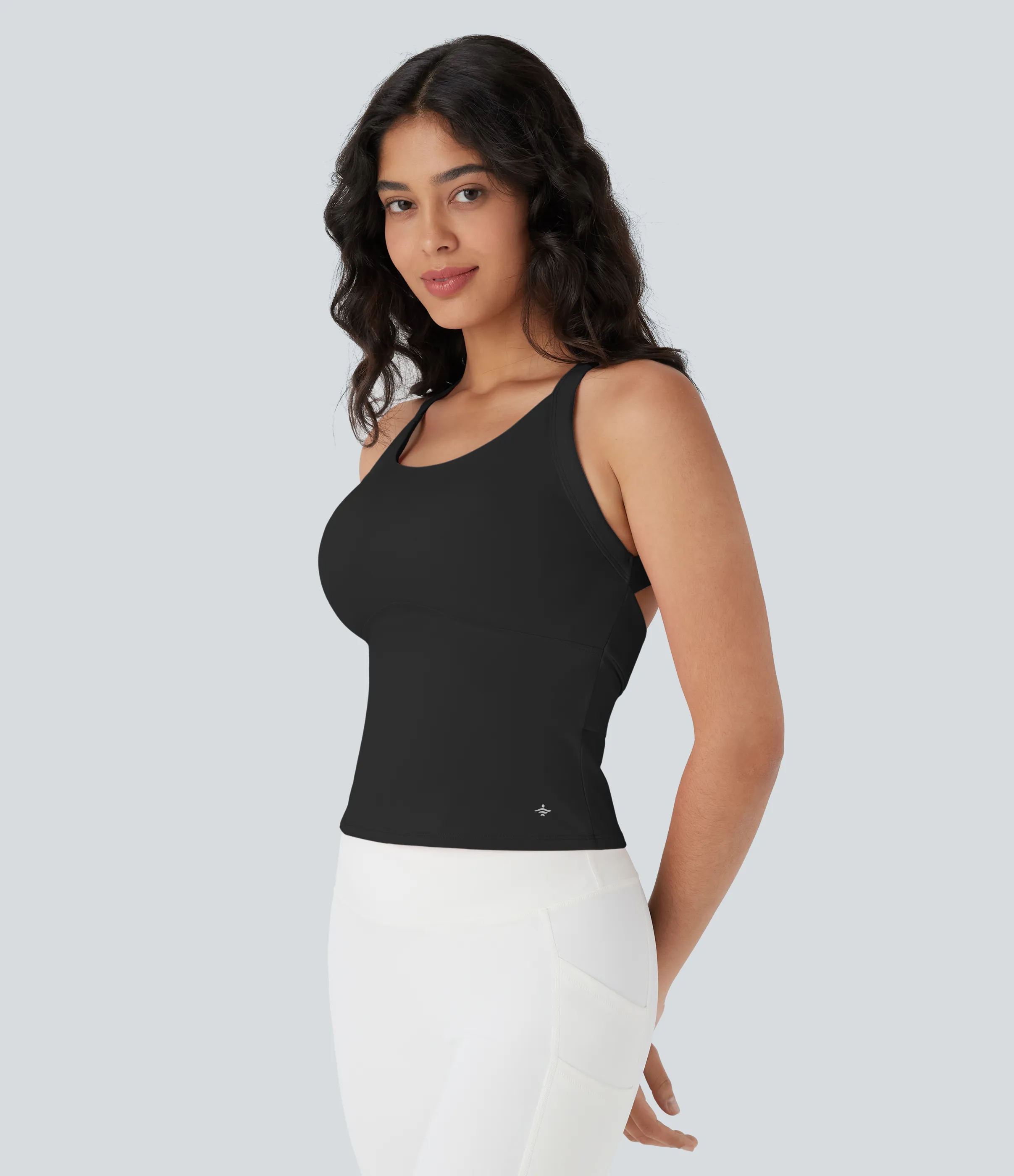 Halara Top de yoga SoftlyZero™ Plush afelpado con abertura en copas D-F - Black - S sold by Halara product image thumbnail 5