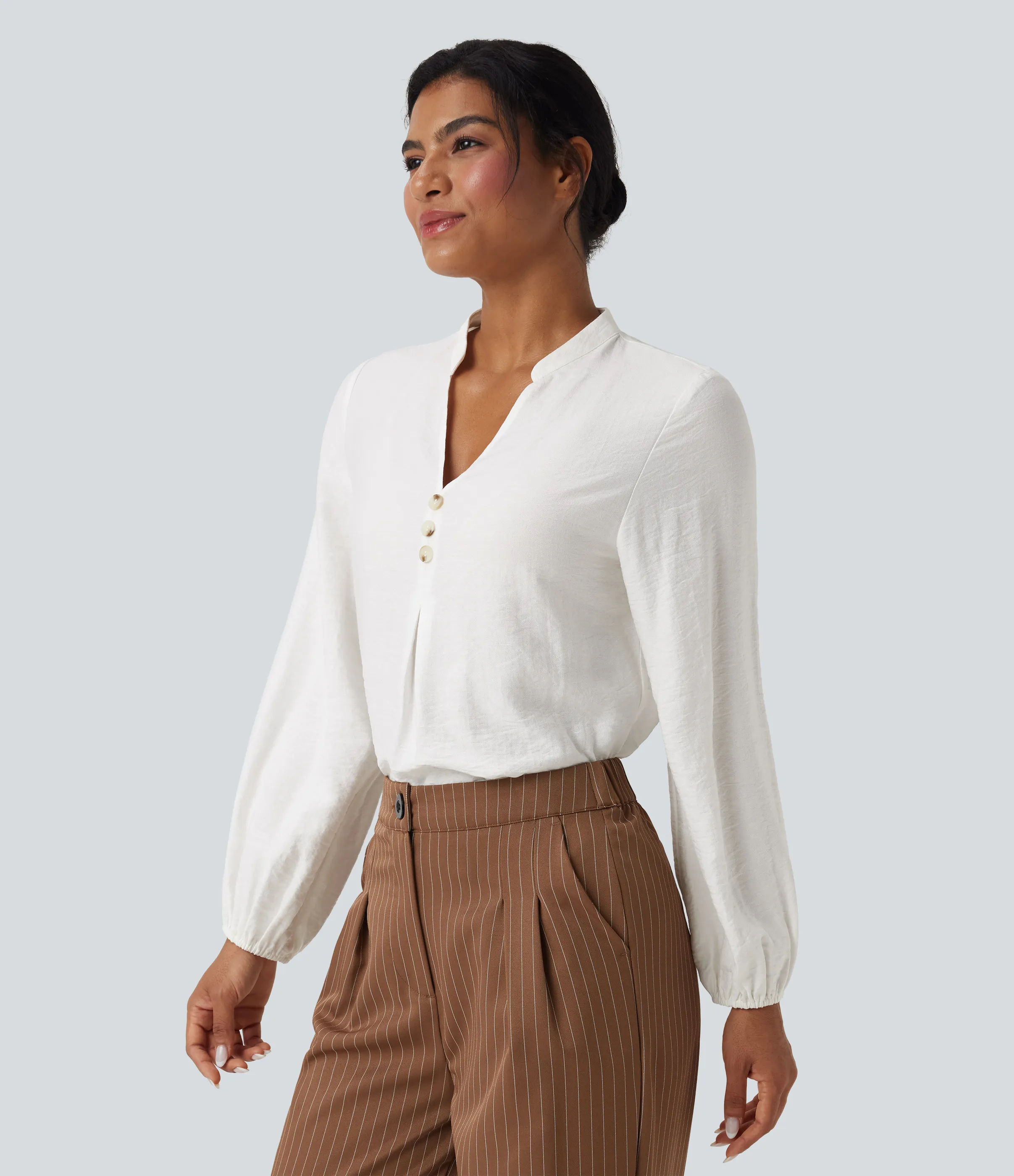 Halara Camisa de oficina de manga larga con cuello en V - White - S sold by Halara product image thumbnail 4