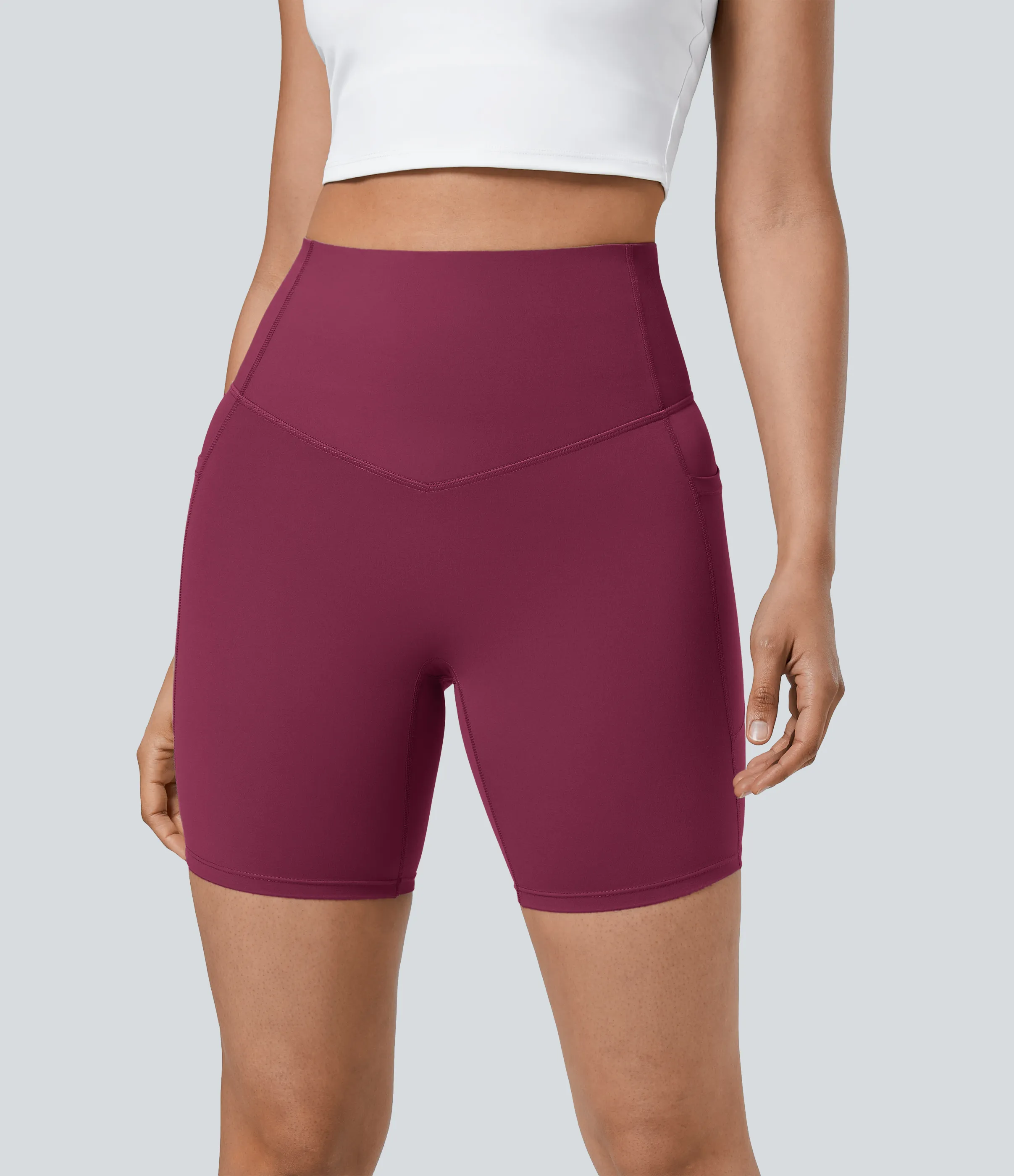 Halara Pantalones cortos SoCinched motociclista entrenamiento moldeador abdomen bolsillo lateral tiro alto 17.5cm - Red Plum - XS sold by Halara product image thumbnail 4
