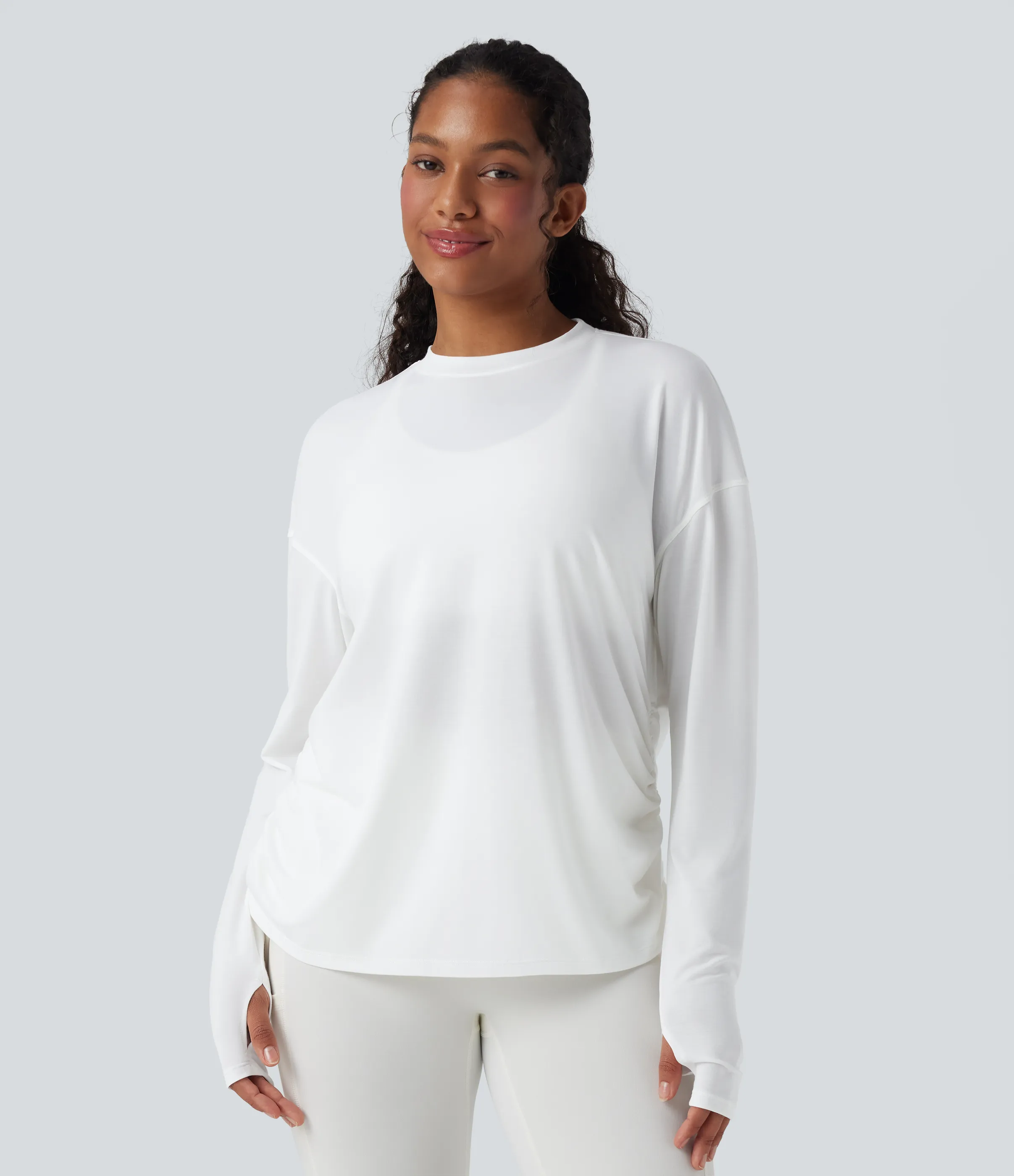 Halara Top deportivo de yoga de manga larga con secado rápido, cuello redondo y abertura para el pulgar con cordón ajustable - White - L sold by Halara product image thumbnail 4