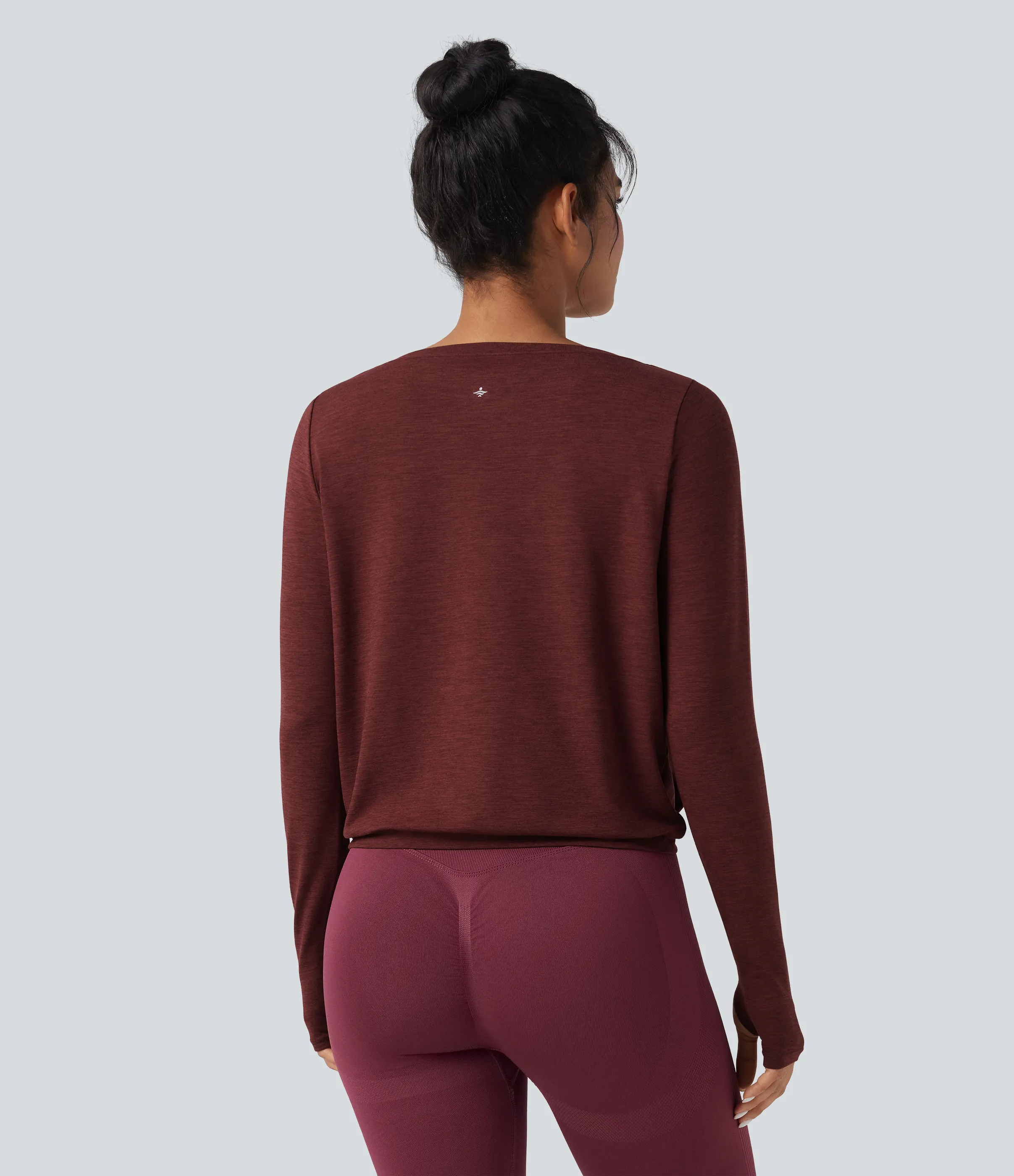 Halara Top deportivo de yoga con cuello barco fruncido y aberturas para los pulgares - Mottled Sandalwood Red - S sold by Halara product image thumbnail 3