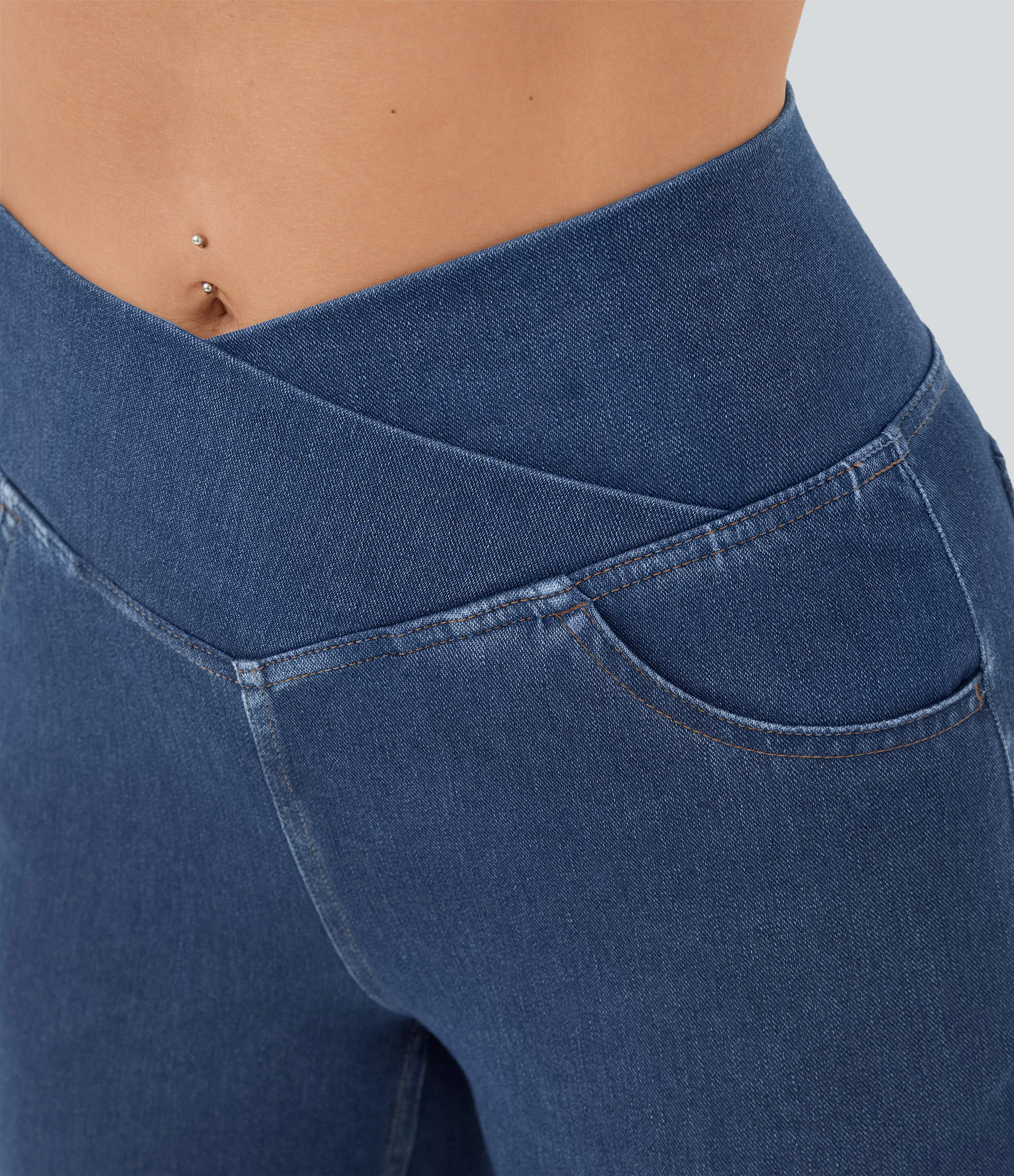 Halara Jeans Halara Flex™ Denim súper acampanado elástico lavado bolsillo cruzado tiro alto - Light Cyan Denim - M(regular) sold by Halara product image thumbnail 5