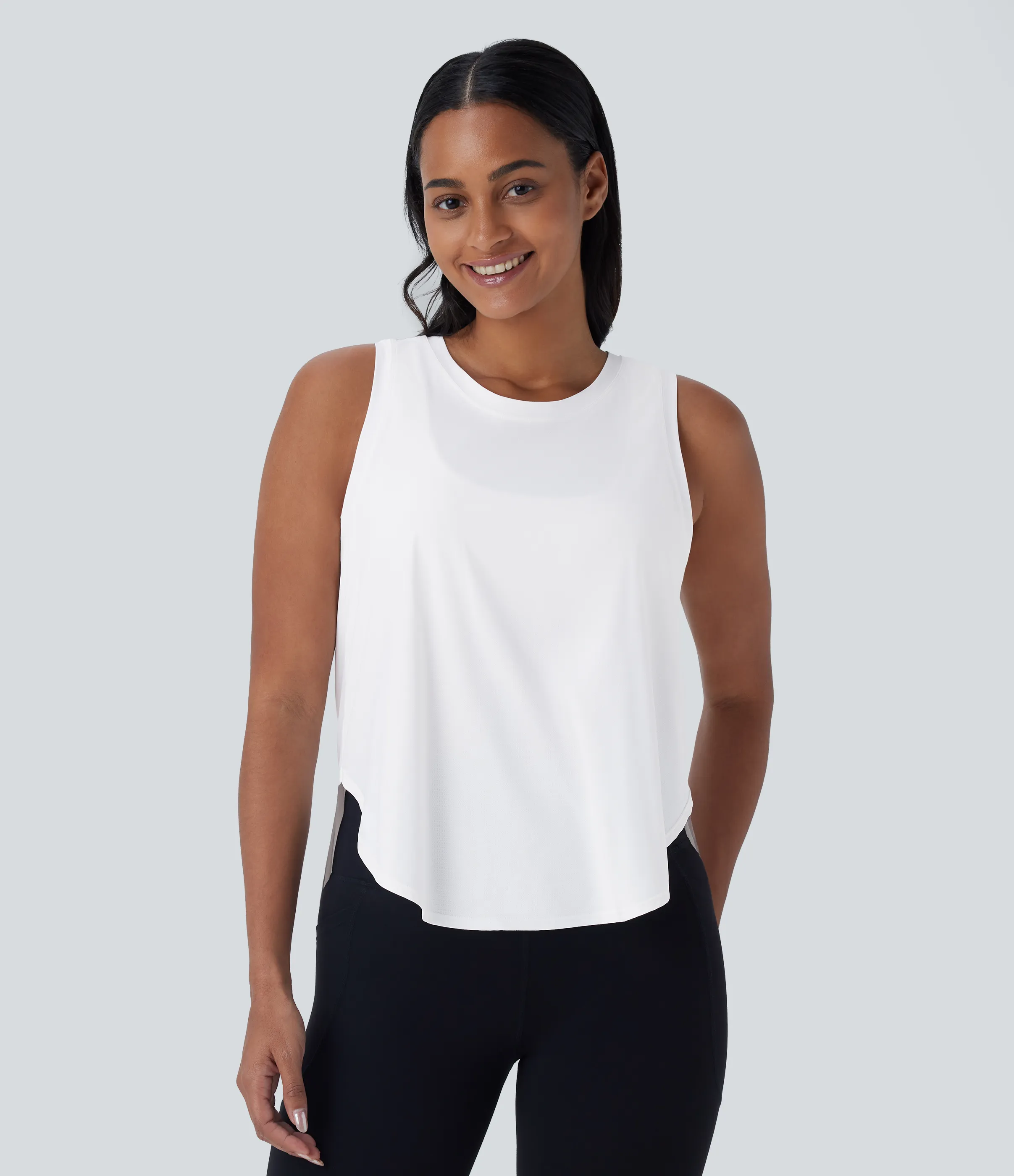 Halara Top deportivo yoga cuello redondo sin mangas dobladillo curvo - Jasmine White - XL sold by Halara product image thumbnail 4