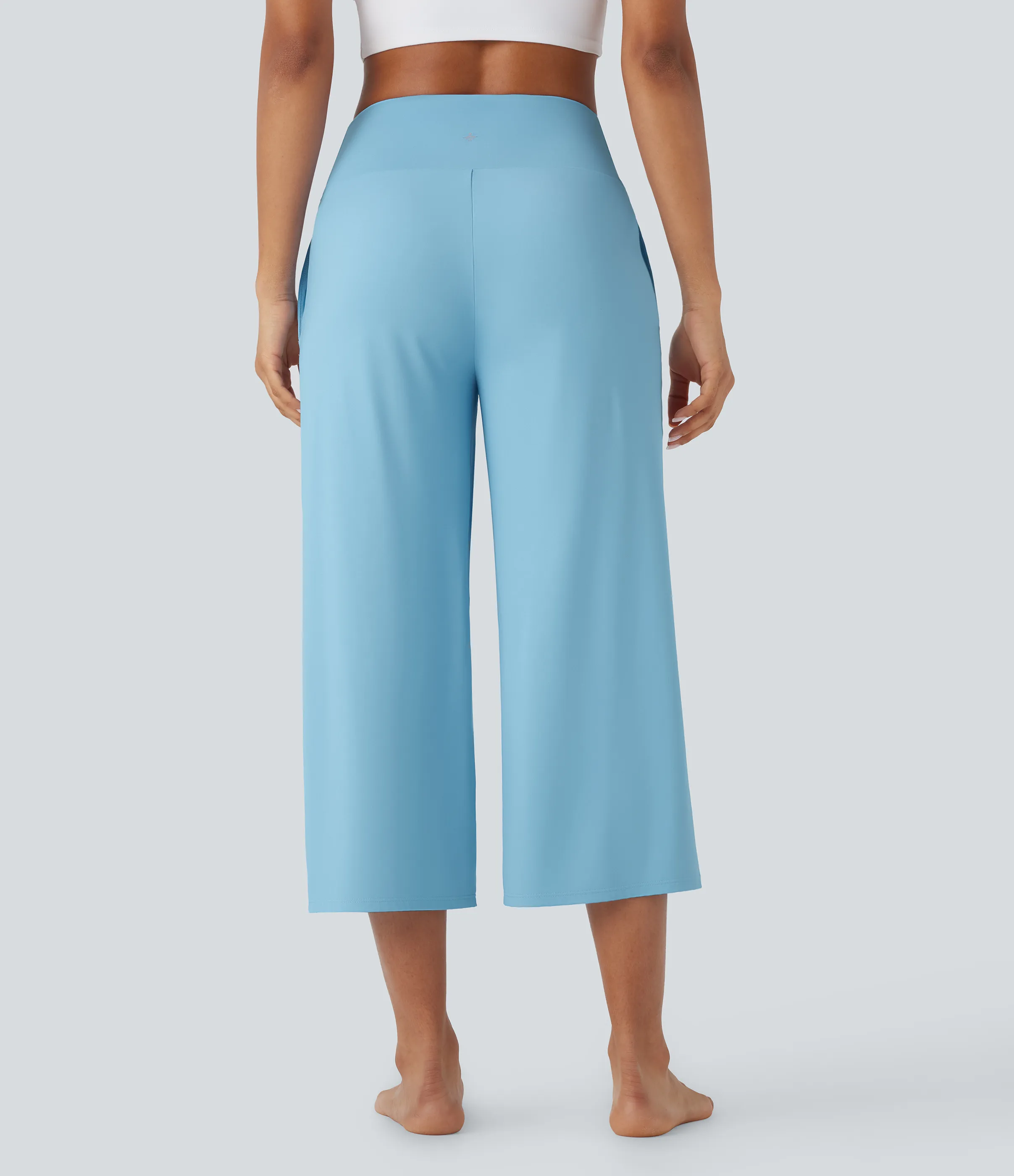 Halara Pantalones capri de yoga UPF 50+ de tiro alto cruzado con bolsillos y tacto fresco - Sky Blue - S(regular) sold by Halara product image thumbnail 3