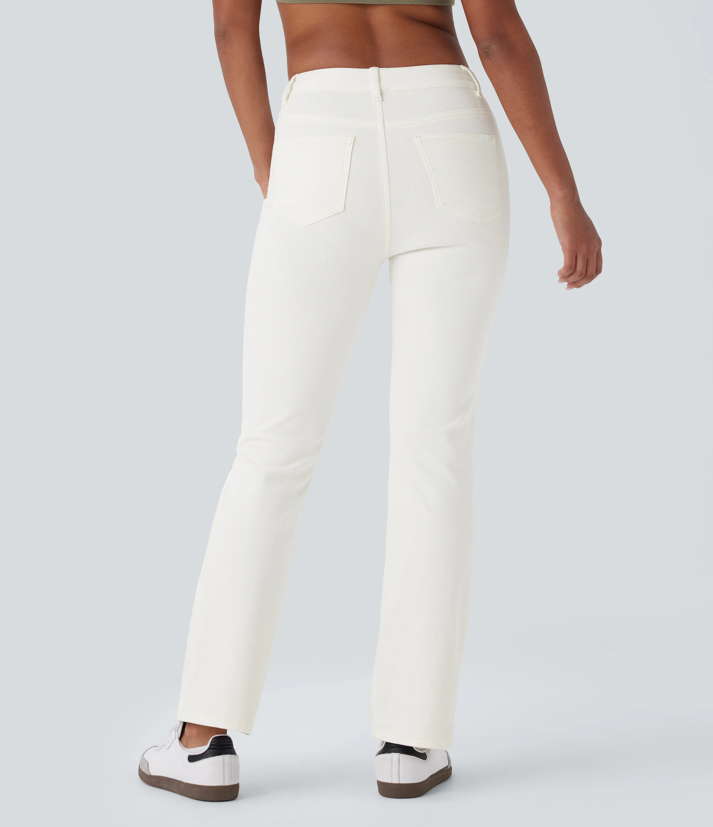 Halara Jeans Halara Flex™ Denim en corte de bota elásticos de tiro alto descoloridos con múltiples bolsillos - Beige Denim - XS(regular) sold by Halara product image thumbnail 3