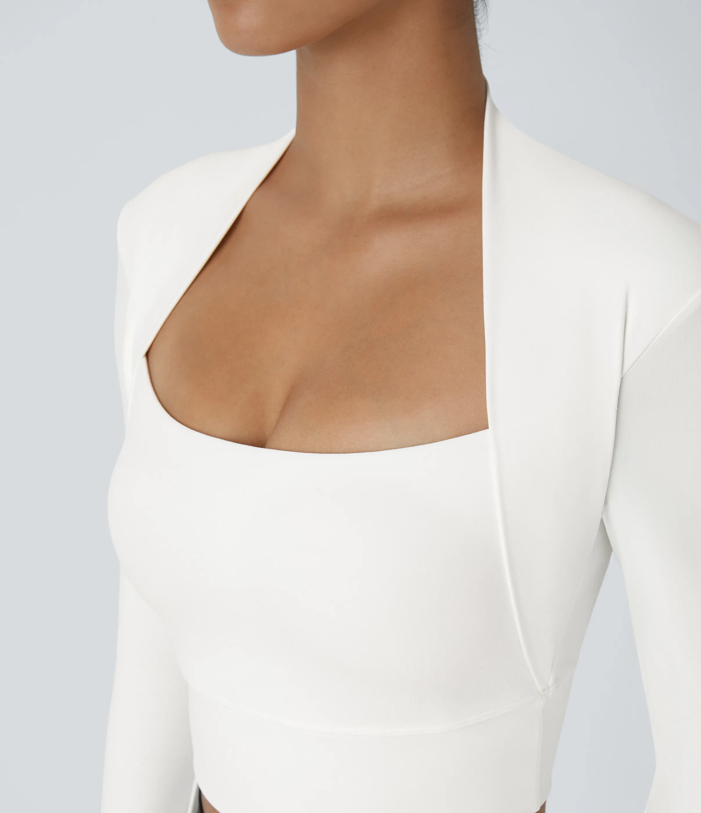 Halara Top Softlyzero™ Plush deportivo yoga corto 2 en 1 orificio para pulgar manga larga - White - M sold by Halara product image thumbnail 5