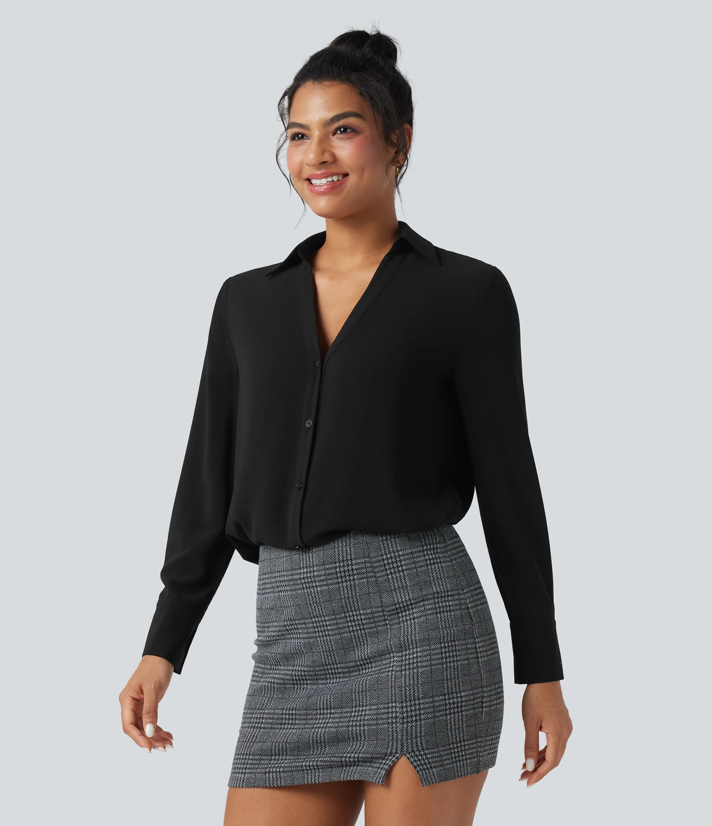 Halara Camisa de oficina de gasa de manga larga con cuello en V antiarrugas - Black - XL sold by Halara product image thumbnail 4