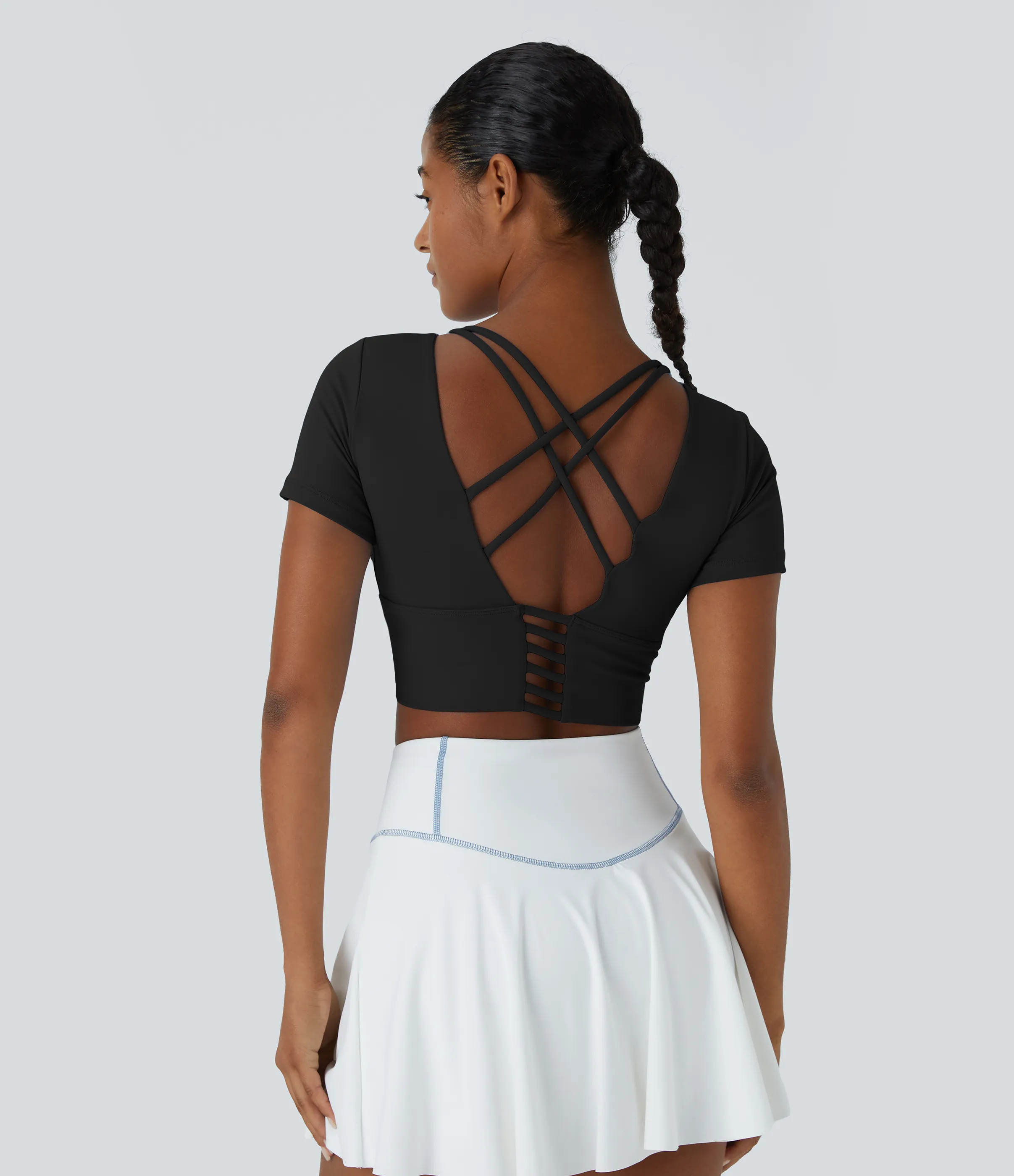 Halara Top deportivo cruzado sin espalda manga corta cuello redondo - Black - XL sold by Halara product image thumbnail 2