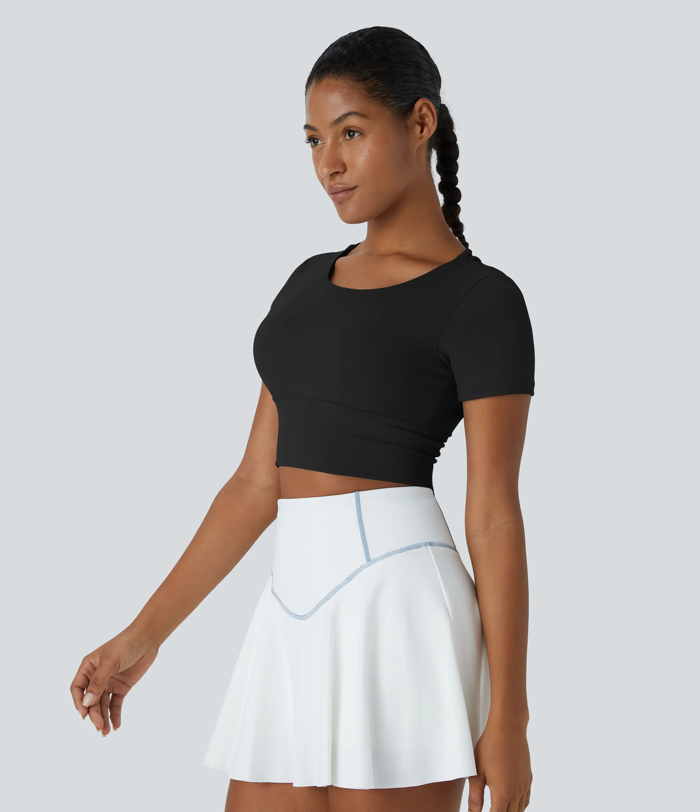 Halara Top deportivo cruzado sin espalda manga corta cuello redondo - Black - XL sold by Halara product image thumbnail 4