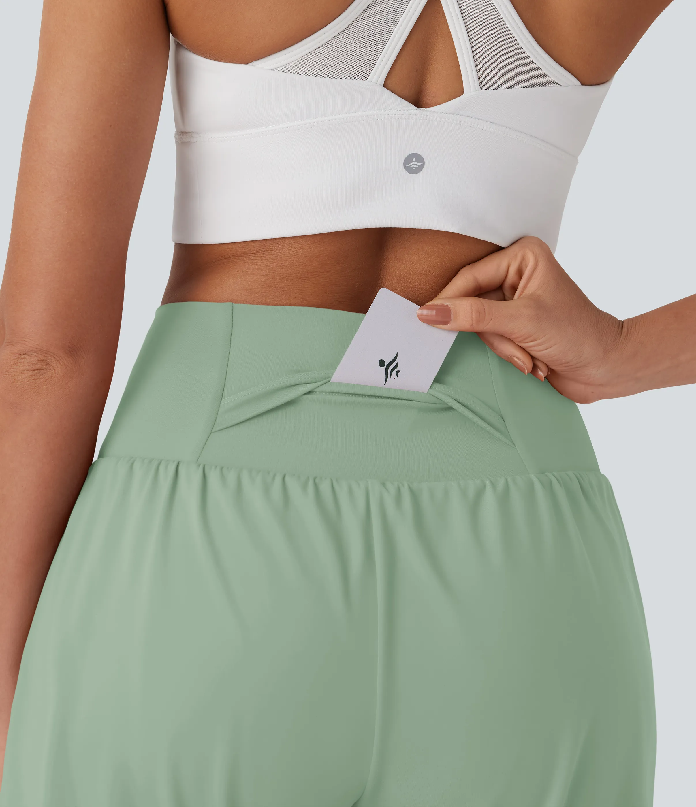 Halara Pantalones cortos de yoga Softlyzero™ Airy 2 en 1 de 17.5cm de tiro alto con tacto fresco y bolsillos - Light Bean Green - L sold by Halara product image thumbnail 5