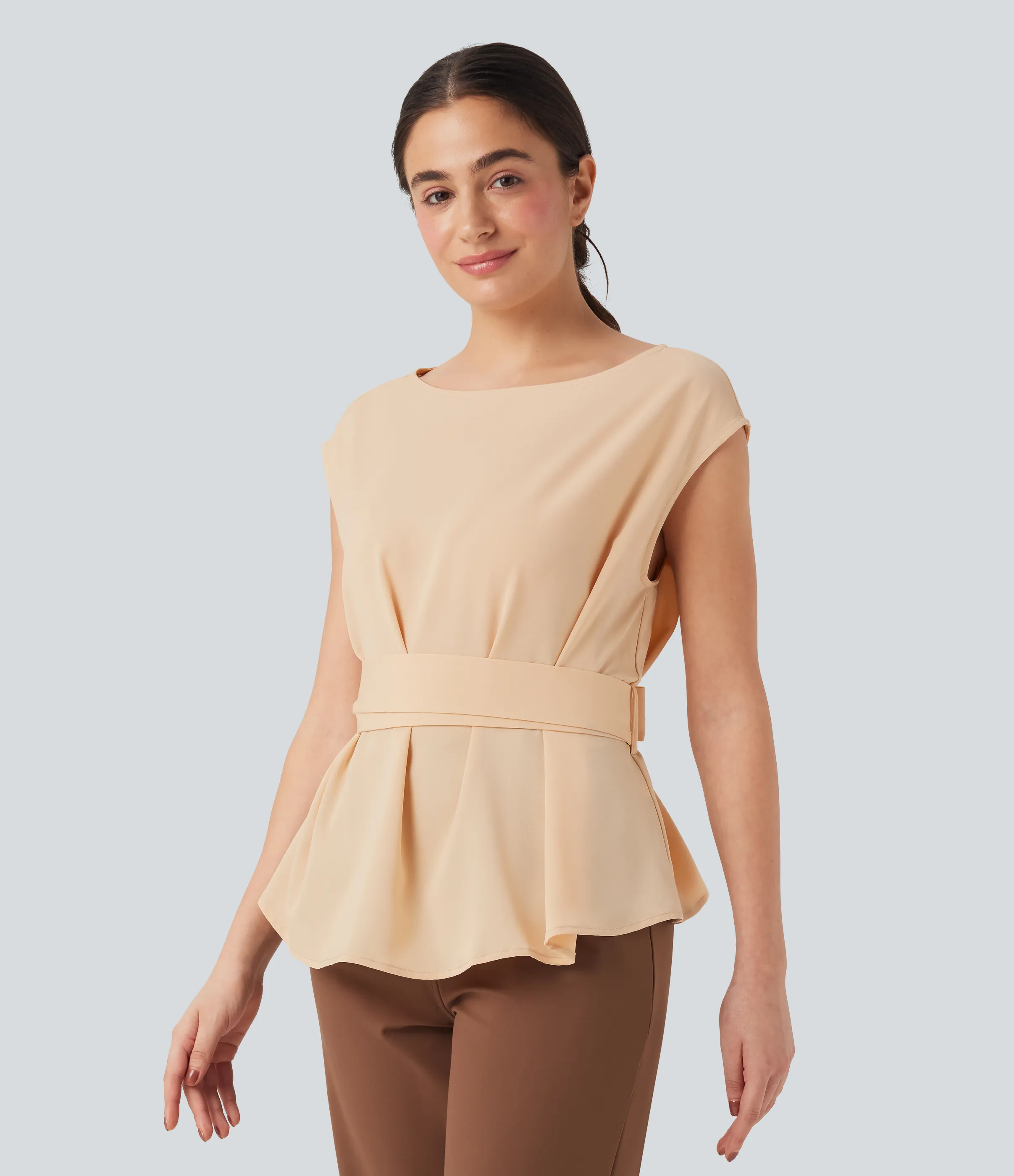 Halara Blusa de oficina antiarrugas con cuello barco sin mangas y lazo en la espalda - Gray Sand - L sold by Halara product image thumbnail 4