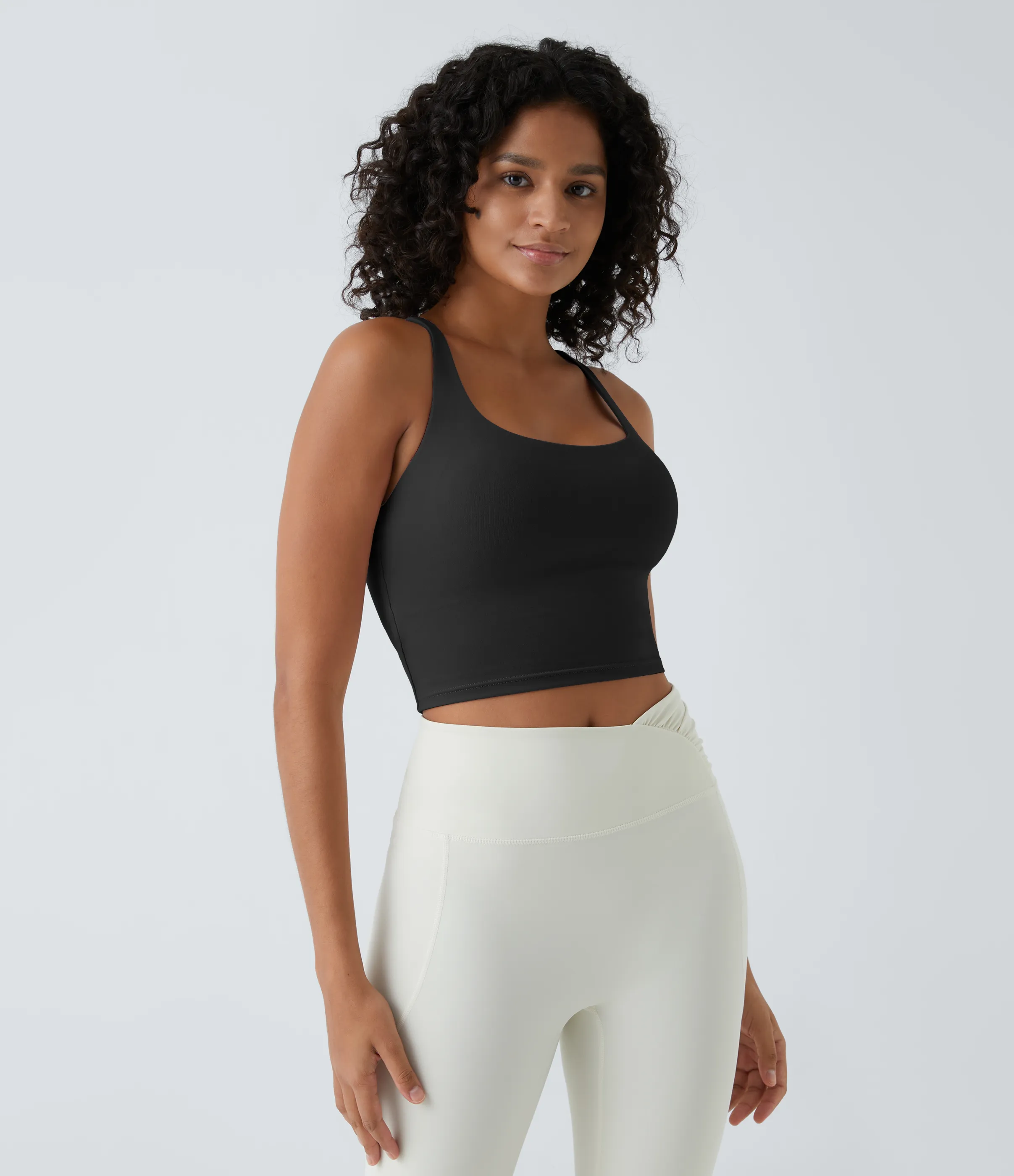 Halara Top corto de yoga en copas D-F - Black - XL sold by Halara product image thumbnail 3