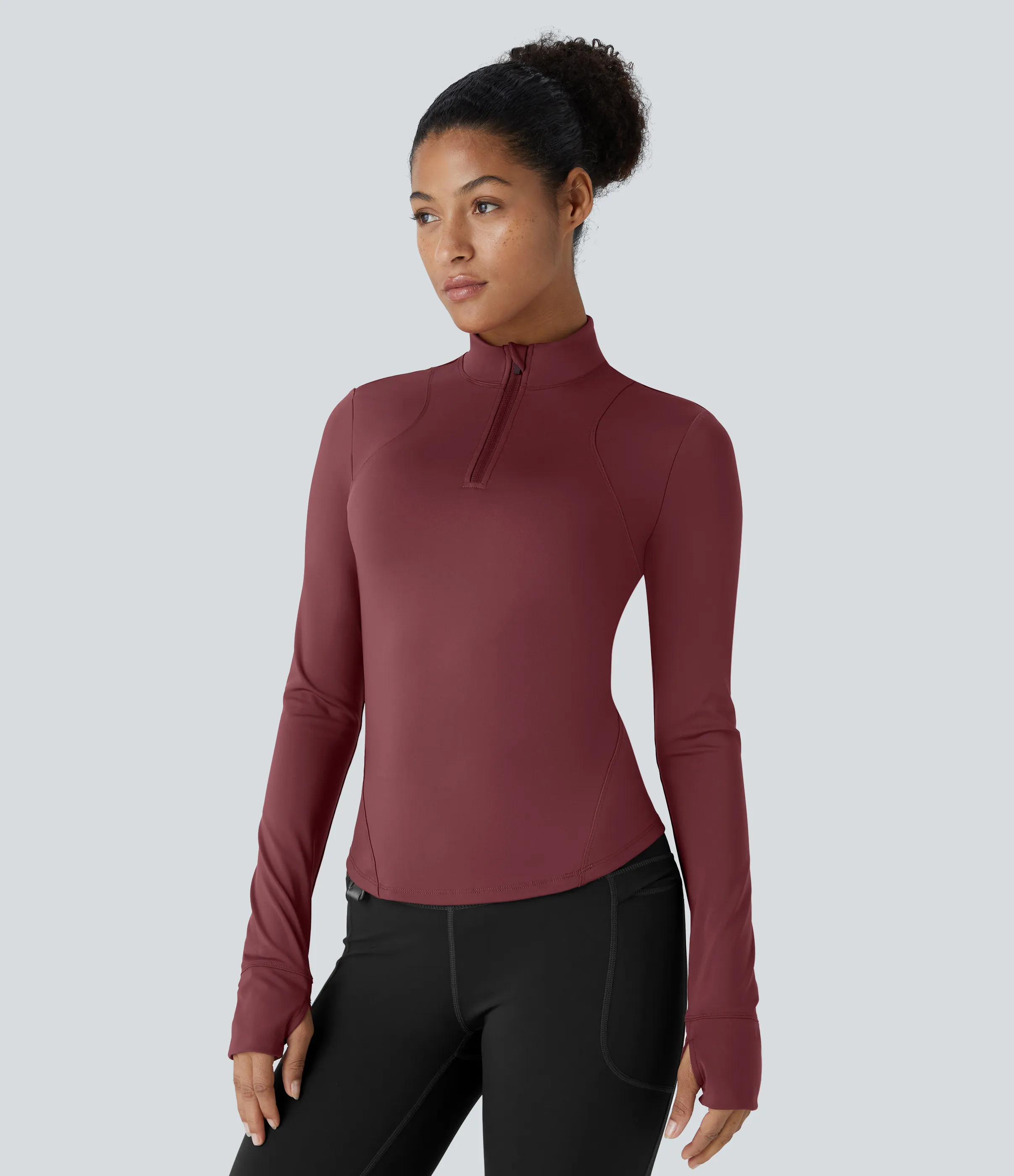 Halara Top deportivo ajustado acampar resistente desgaste cuello alto media cremallera manga larga orificio pulgar - Merlot Red - S sold by Halara product image thumbnail 4