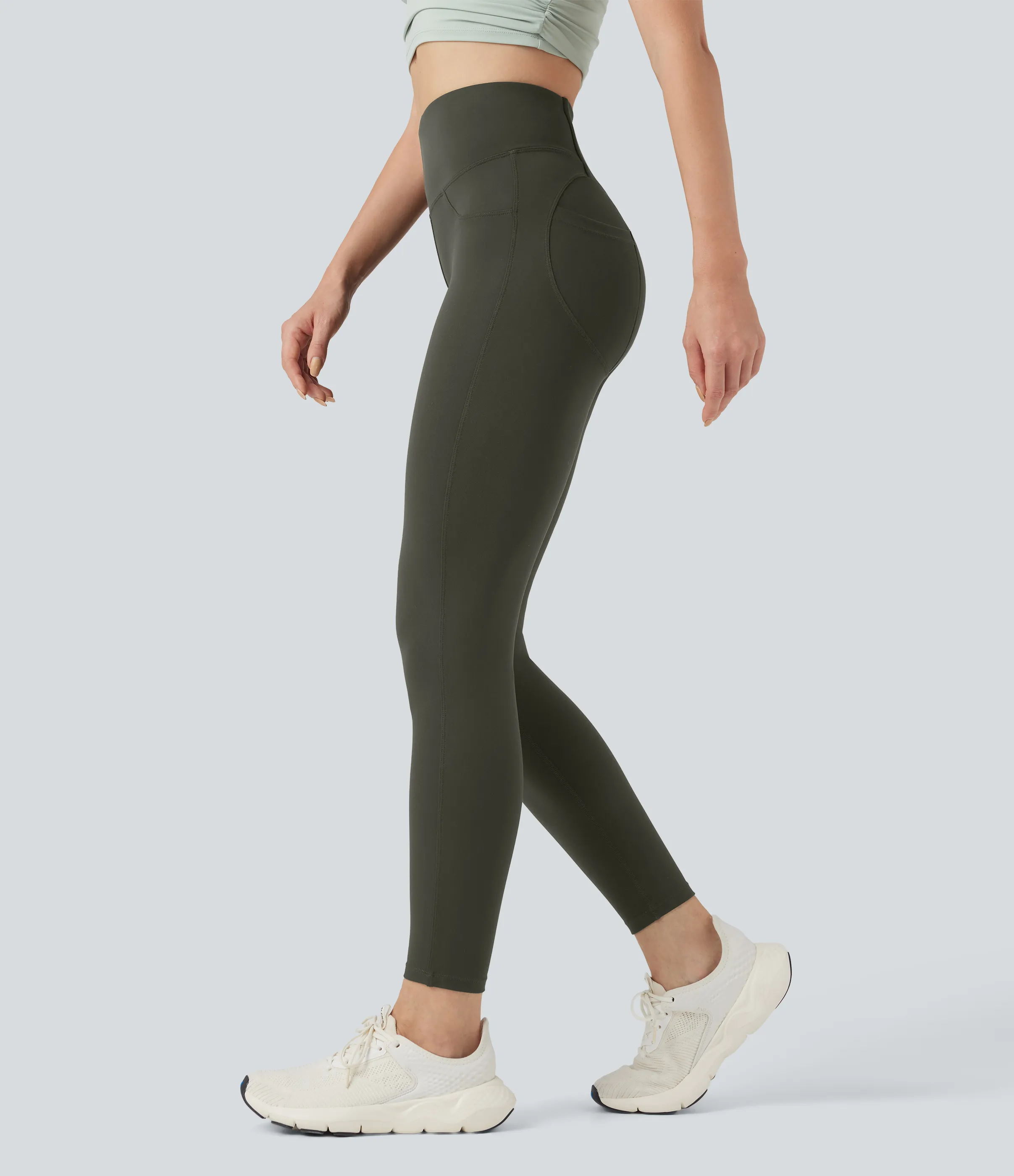 Halara Leggings de yoga de tiro alto y fruncido de 7/8 con bolsillos - Forest Night - XS(7/8) sold by Halara product image thumbnail 4
