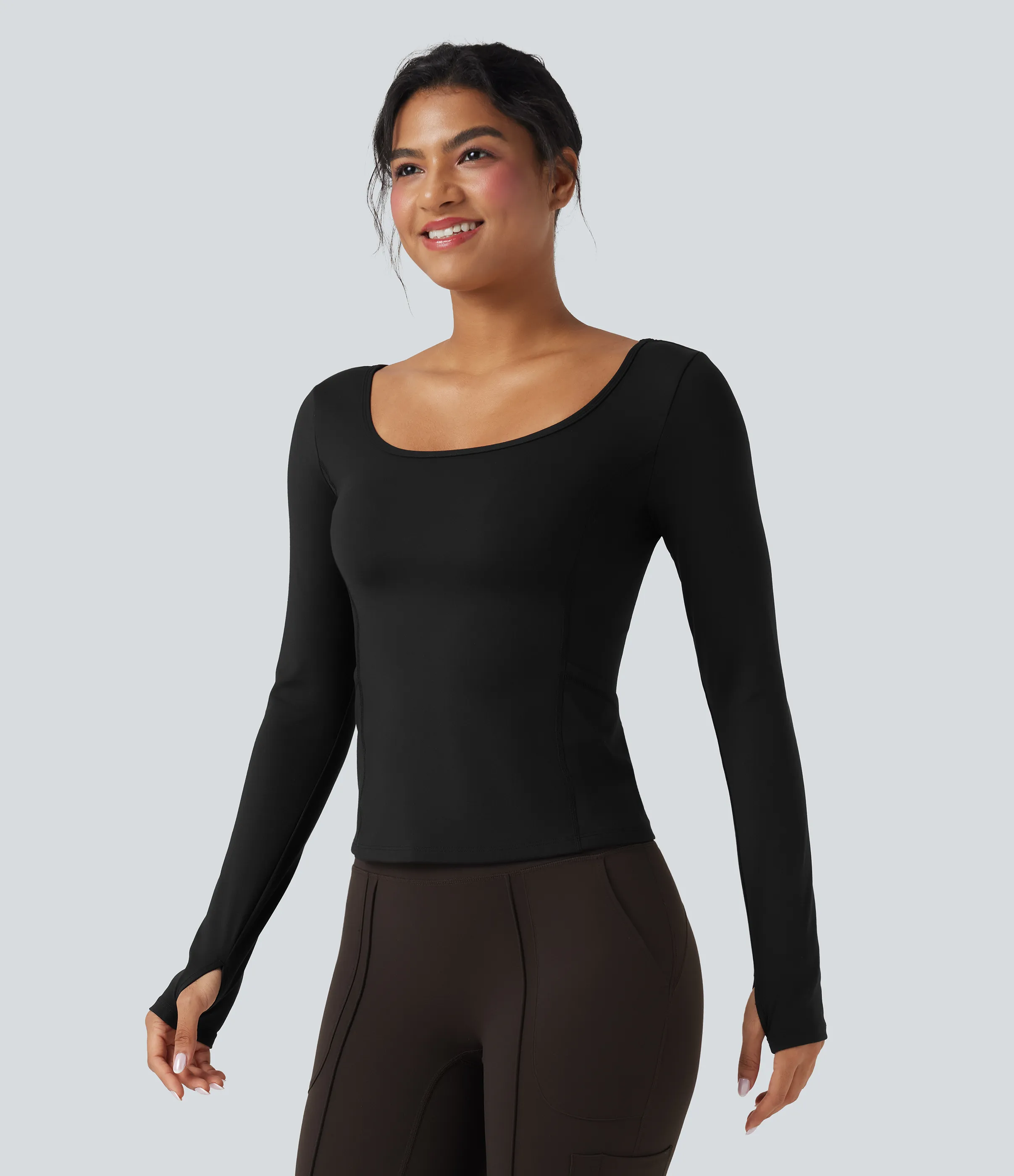 Halara Camiseta deportiva de senderismo SoftlyZero™ de manga larga con abertura para el pulgar y bolsillos - Black - XL sold by Halara product image thumbnail 4