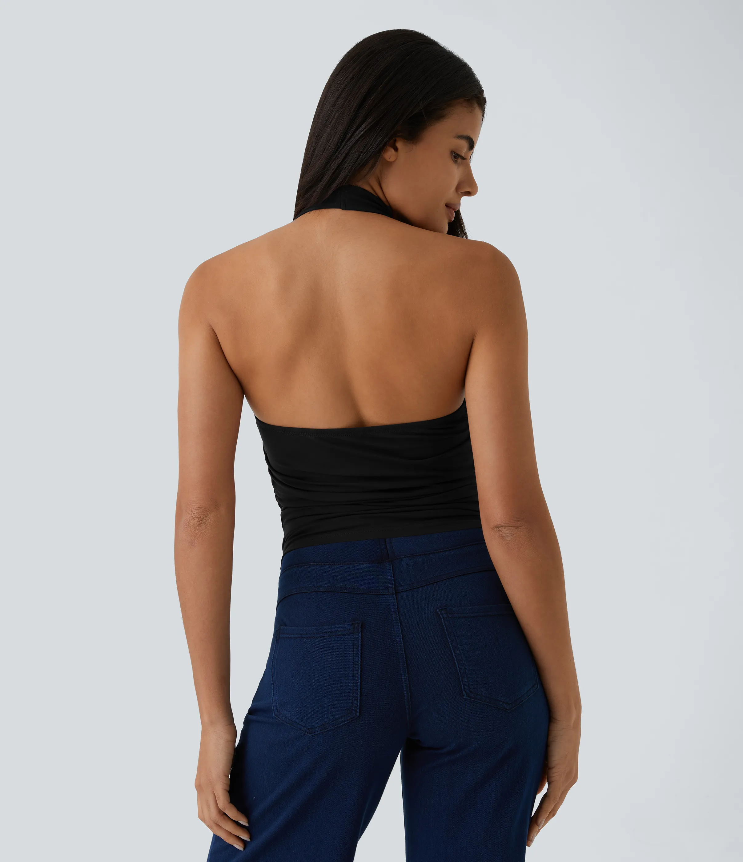 Halara Top sin manga fruncido sin espalda cuello vuelto halter - Black - S sold by Halara product image thumbnail 3