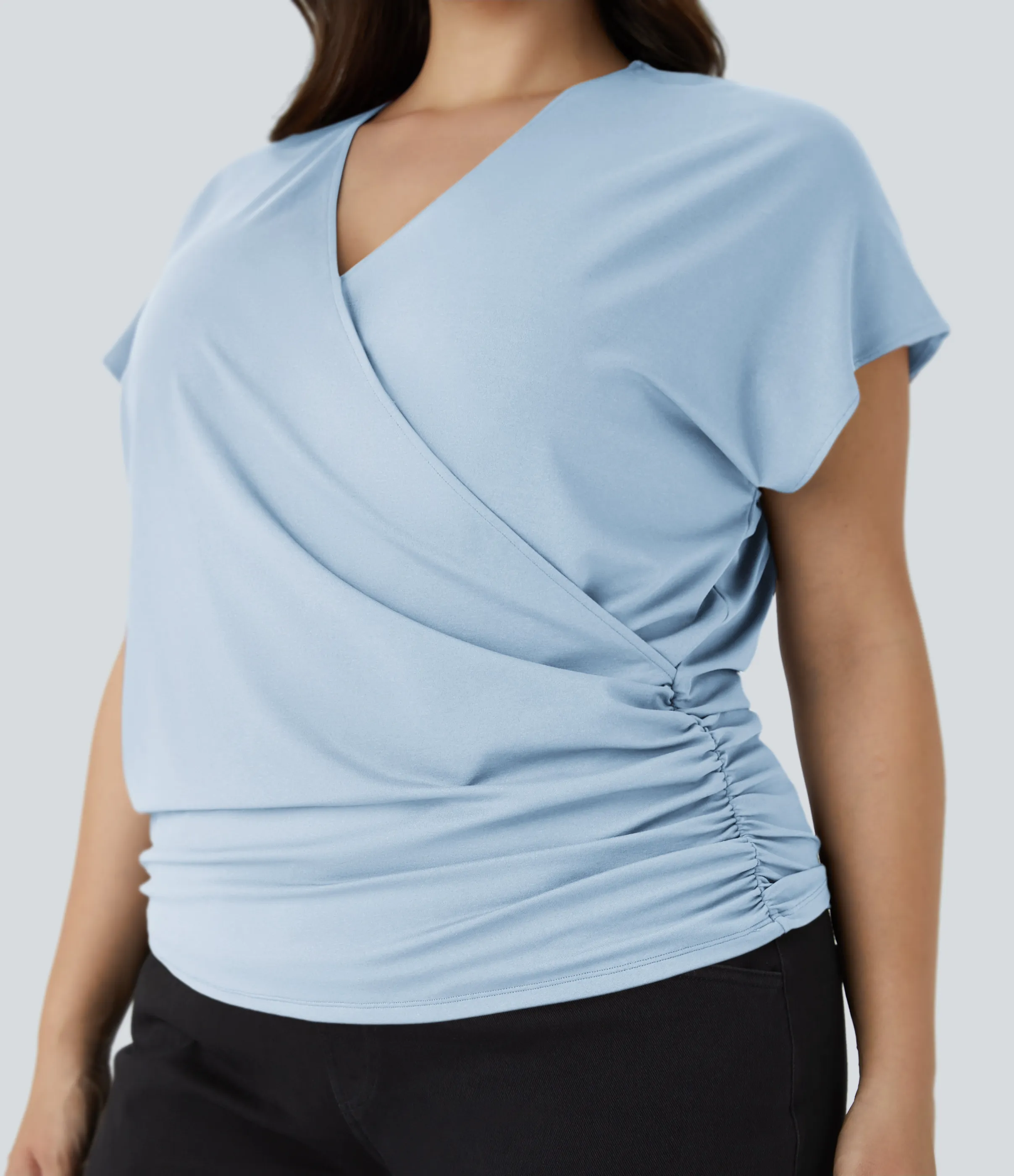 Halara Blusa oficina talla grande cuello V manga casquillo cruzada fruncida sólida - Angel Falls - 2X sold by Halara product image thumbnail 2