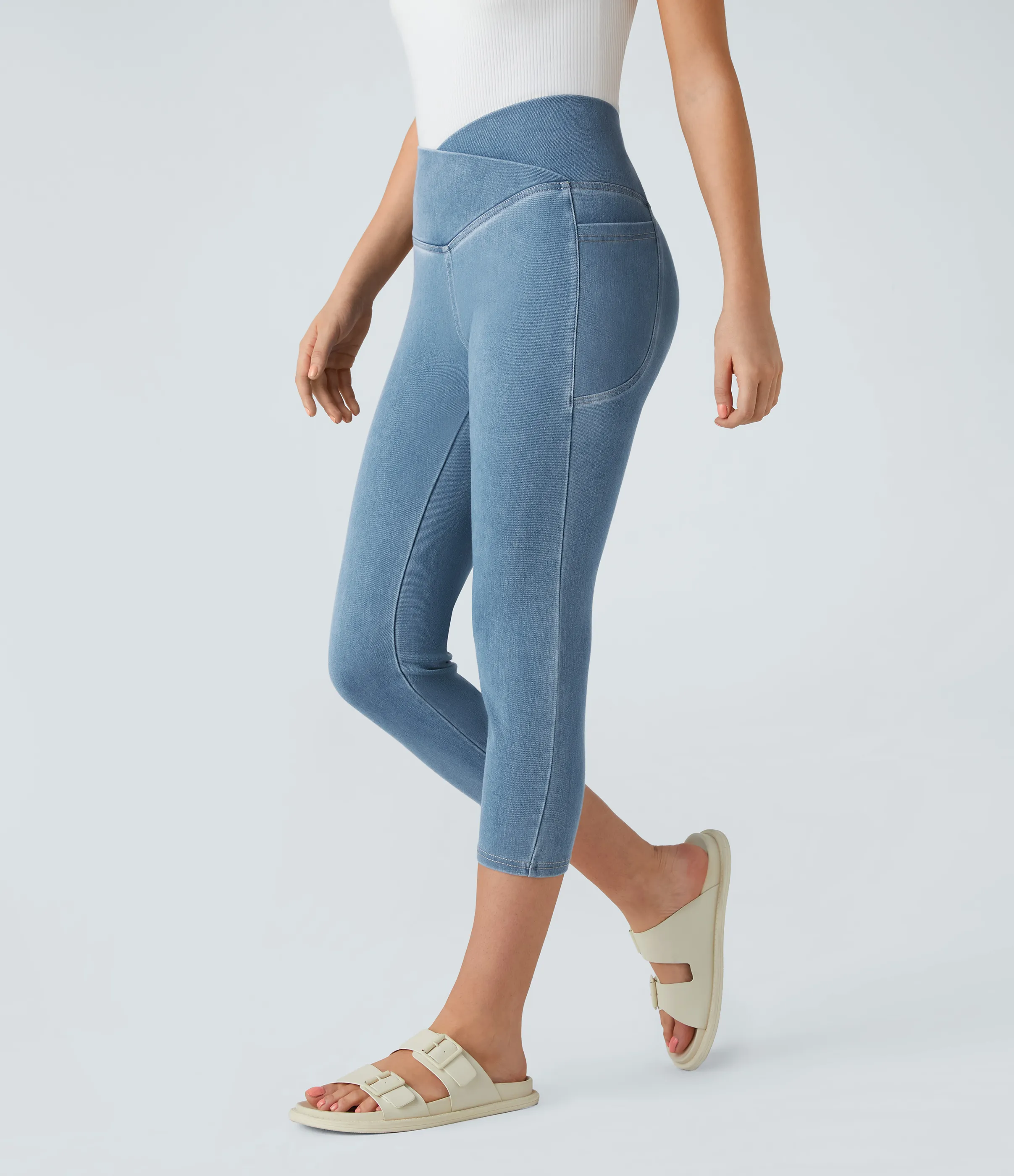 Halara Leggings Halara Flex™ Denim capri mezclilla elástico lavado bolsillo lateral cruzado - Washed Denim Sunny Blue - M(regular) sold by Halara product image thumbnail 4