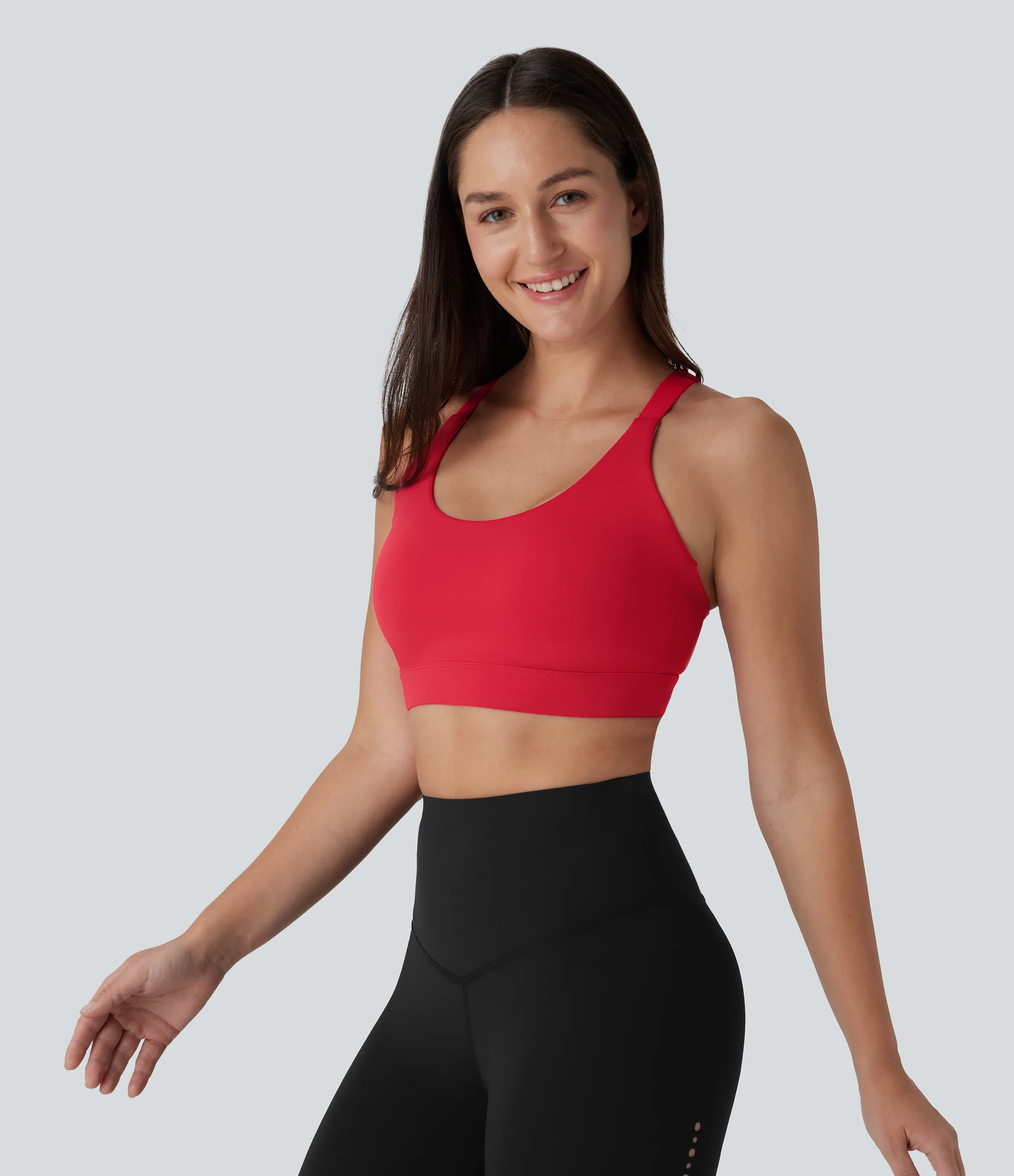 Halara Brasier deportivo SpeedWave™ con secado rápido de sujeción media, copas moldeadas y perforado con gancho ajustable y en copas A-C - Poinsettia - M sold by Halara product image thumbnail 5
