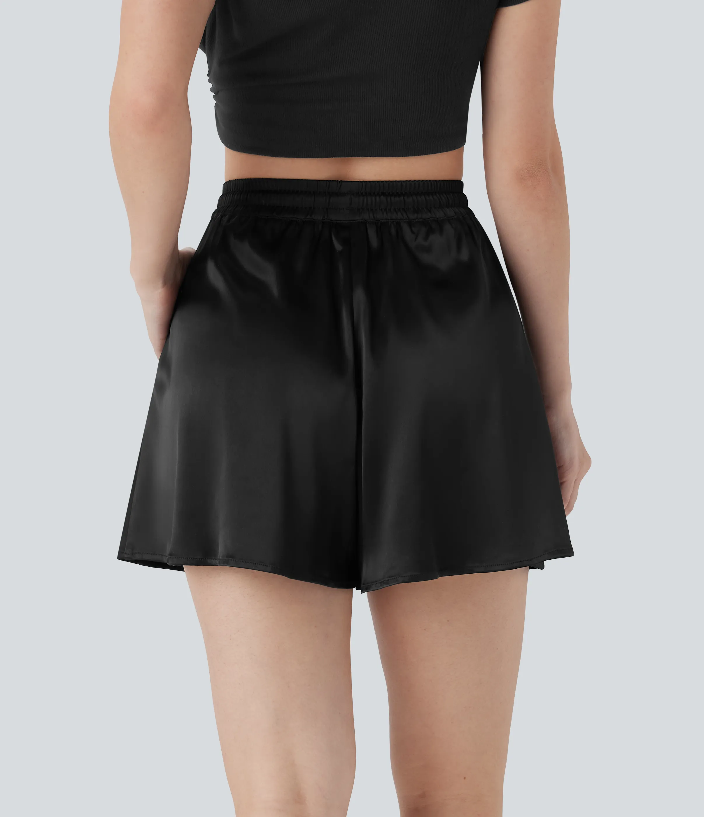 Halara Shorts casuales holgados de satén y tiro alto con bolsillos laterales y cordón - Black - S sold by Halara product image thumbnail 3