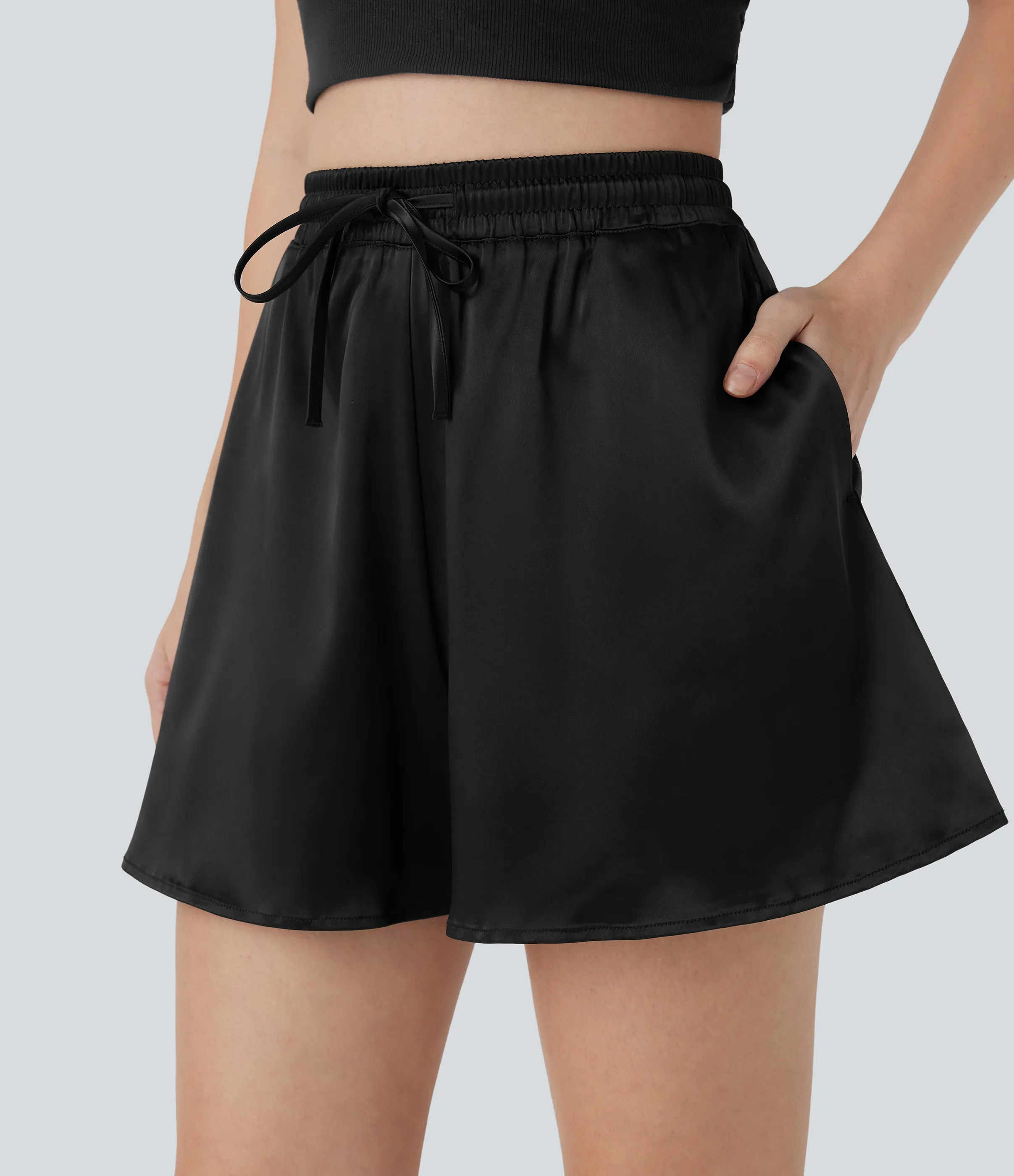 Halara Shorts casuales holgados de satén y tiro alto con bolsillos laterales y cordón - Black - S sold by Halara product image thumbnail 4