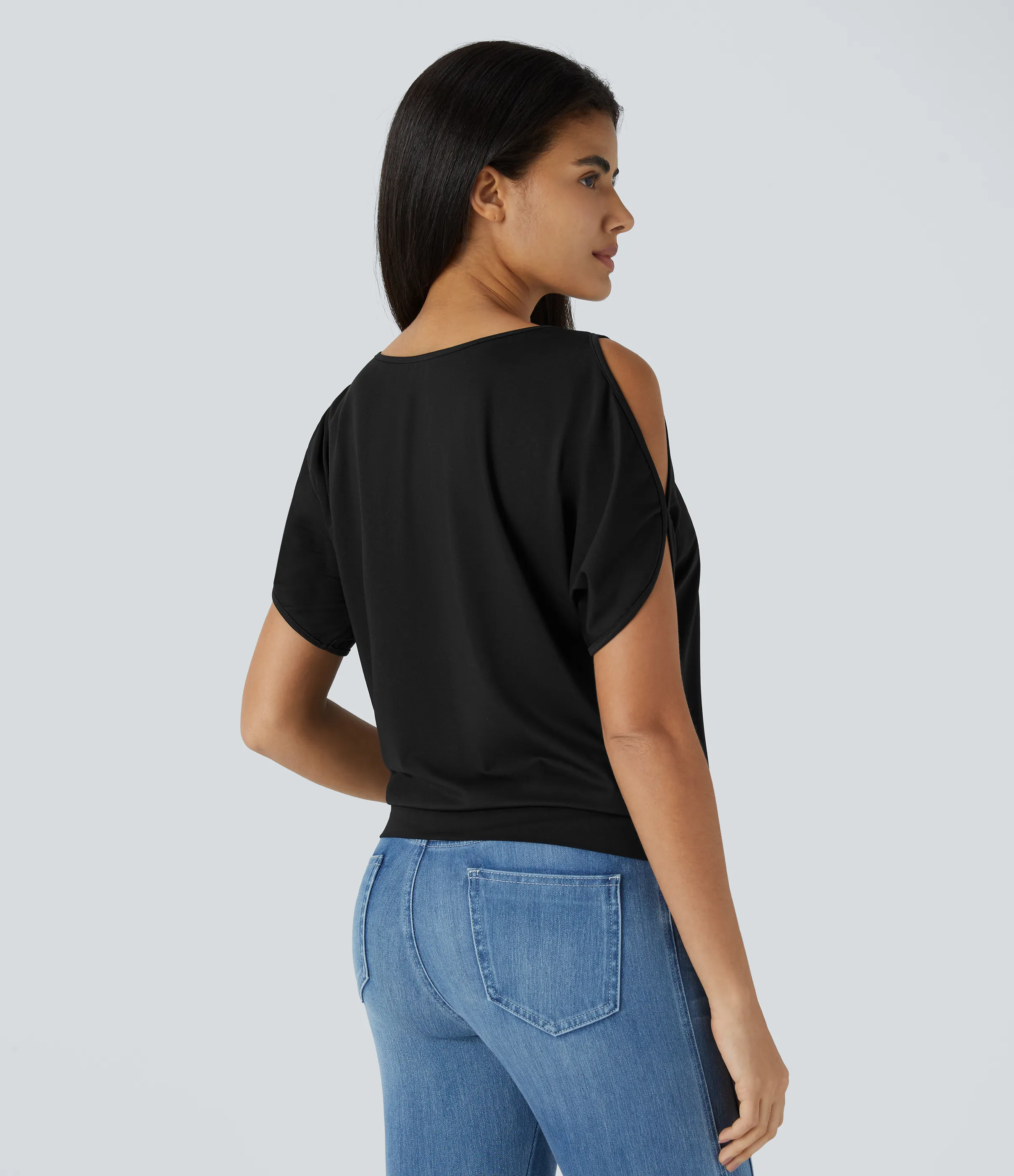 Halara Camiseta abertura manga corta cuello barco - Black - L sold by Halara product image thumbnail 3