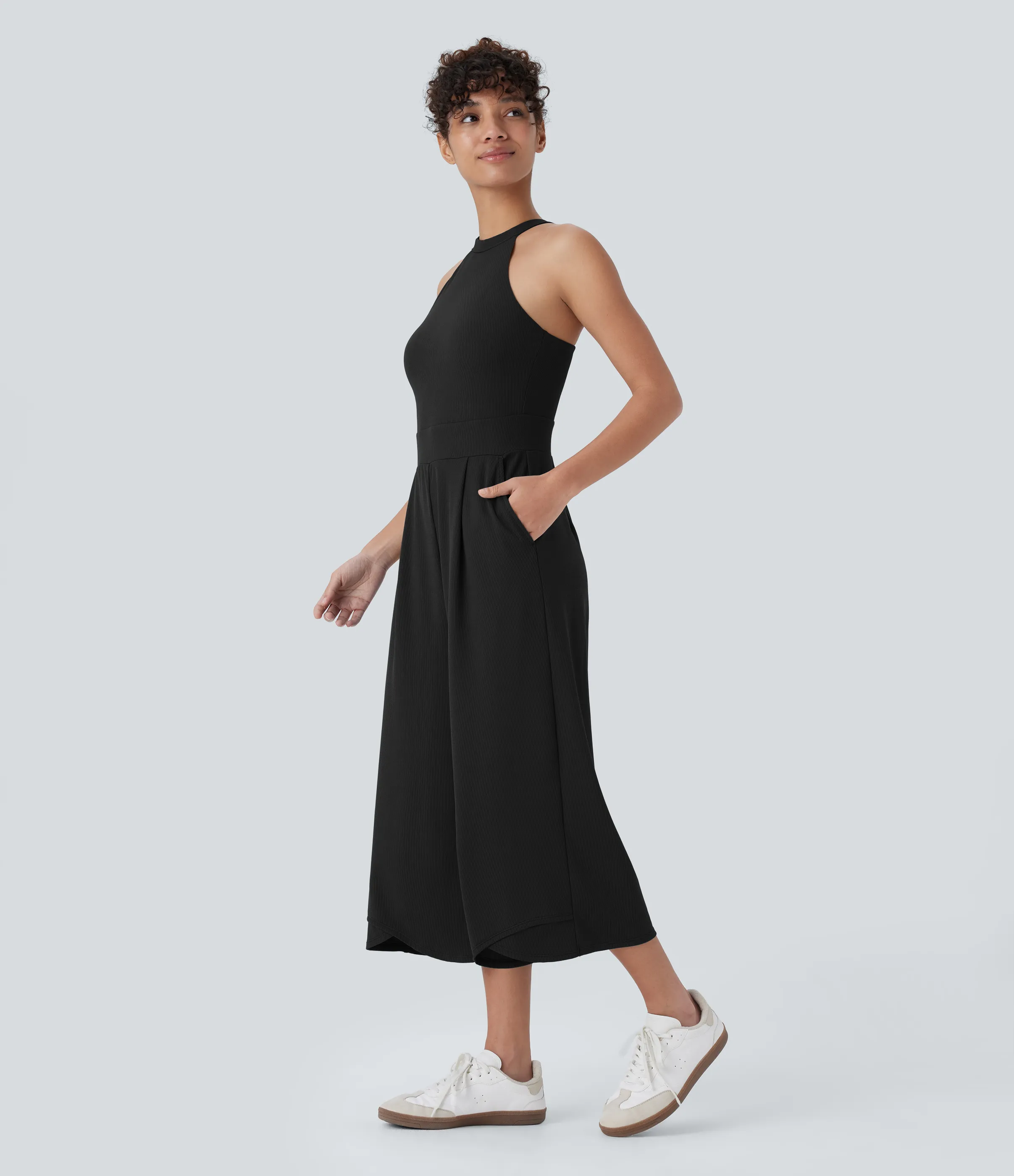 Halara Mono gofre pierna ancha bolsillo lateral dobladillo cruzado sin espalda - Black - XS sold by Halara product image thumbnail 4