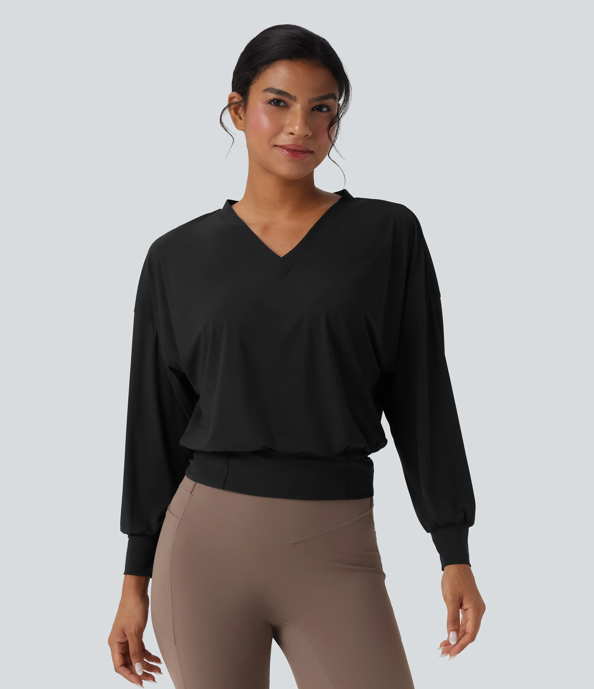 Halara Top deportivo de yoga oversize de secado rápido con cuello en V y tacto fresco - Black - XS sold by Halara product image thumbnail 2