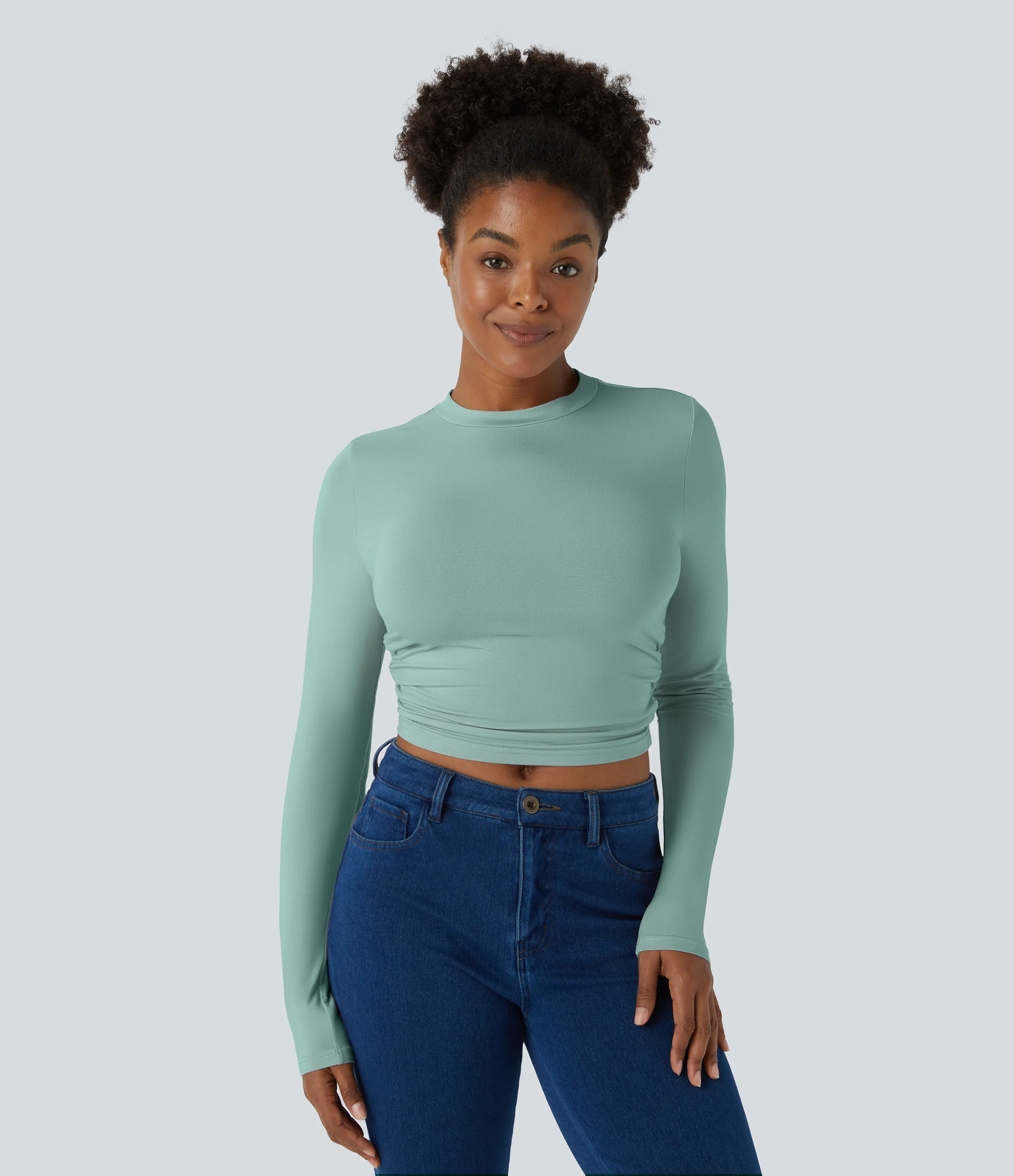 Halara Top recortado ajustado fruncido manga larga cuello redondo - Oil Blue - M sold by Halara product image thumbnail 2