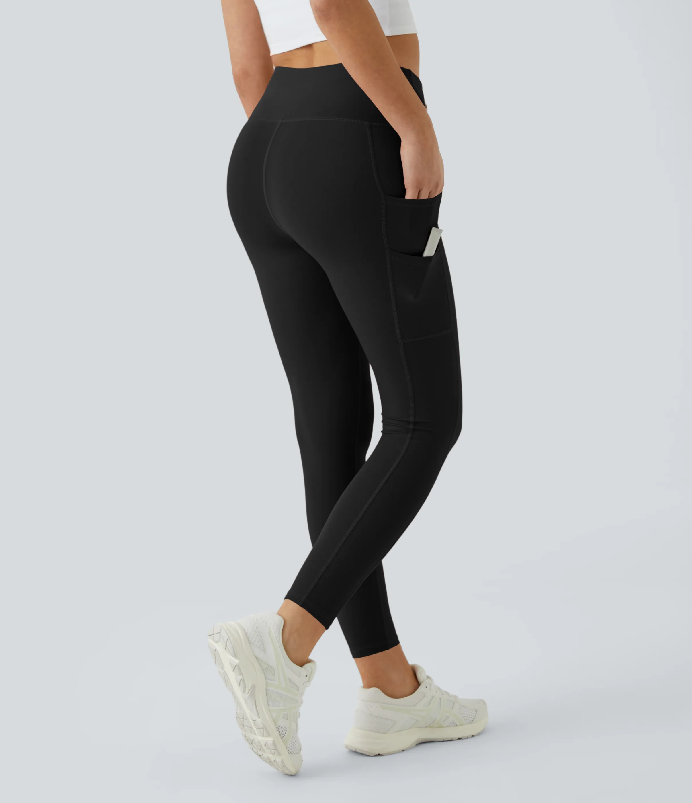 Halara Leggings Softlyzero™ liso bolsillo doble tiro alto-UPF50+ - Black - M(full_length) sold by Halara product image thumbnail 3