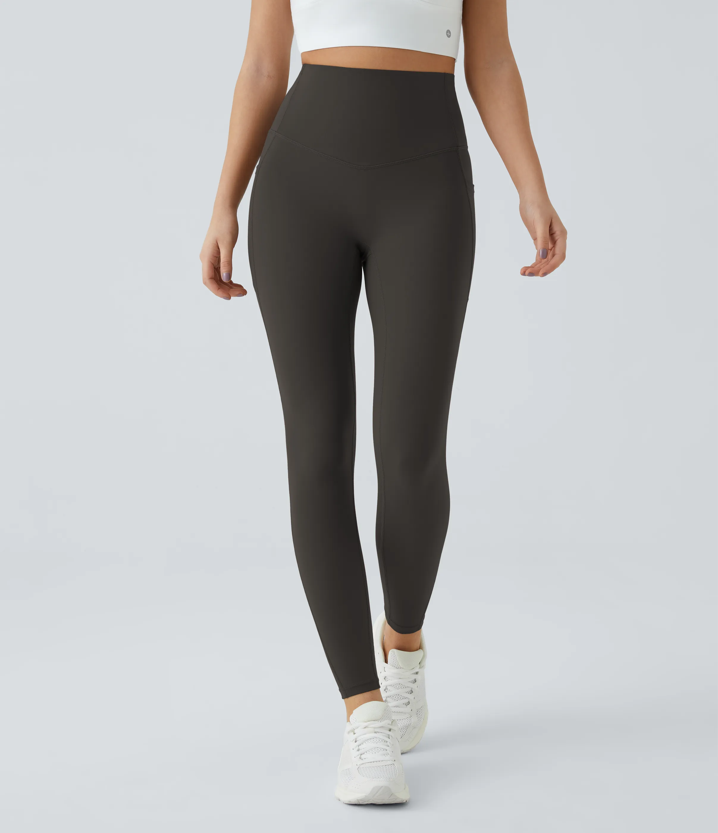 Halara Leggings SoCinched UltraSculpt entrenamiento control abdomen bolsillo lateral tiro alto - Hazelnut Black - XL(7/8) sold by Halara product image thumbnail 3