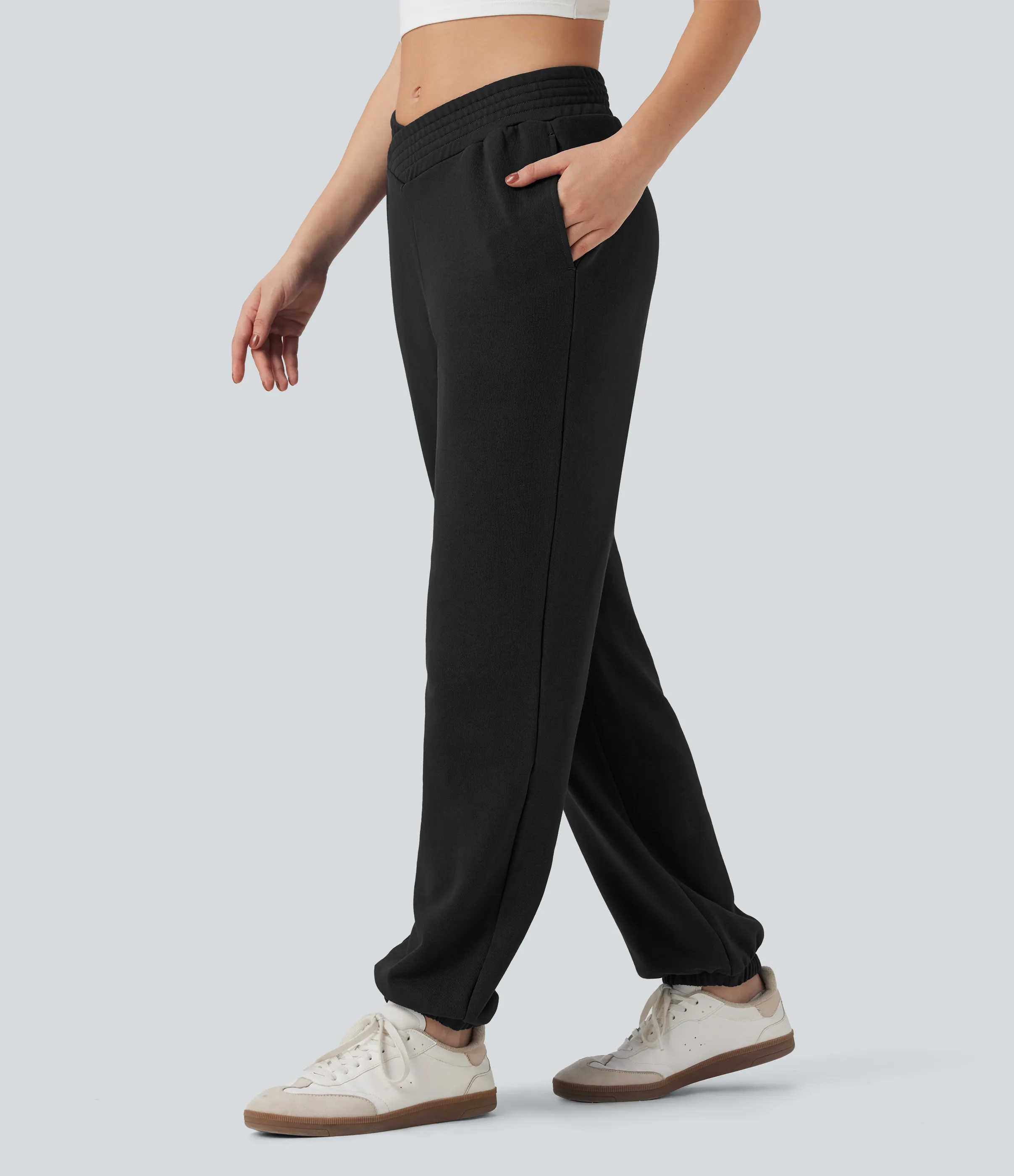 Halara Joggers casuales de algodón con tiro medio y bolsillos - Black - S(regular) sold by Halara product image thumbnail 4