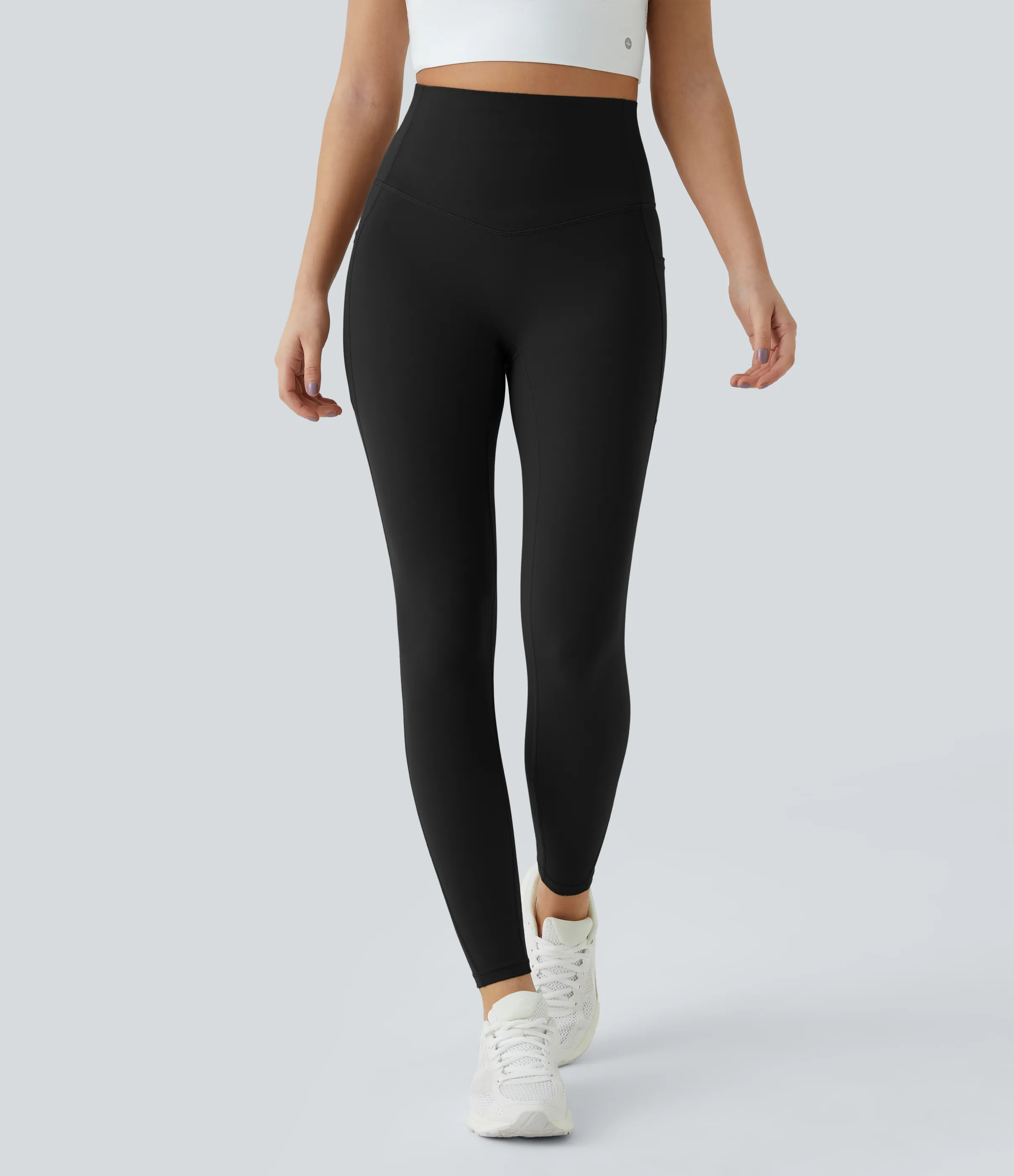 Halara Leggings capri entrenamiento moldeador bolsillo lateral tiro alto - Black - L sold by Halara product image thumbnail 3