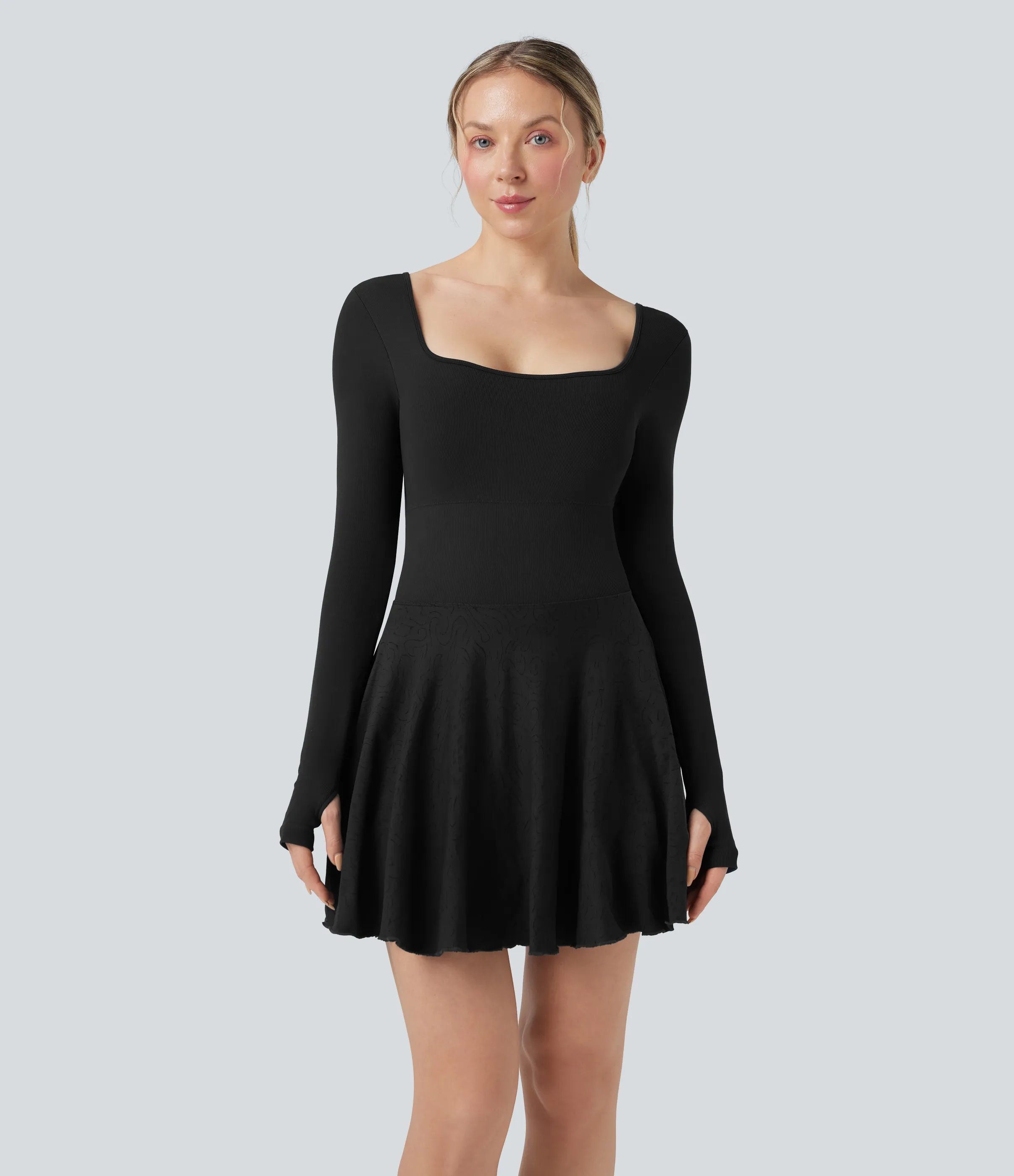 Halara Vestido mini deportivo de tenis 2 en 1 con bolsillos de mangas larga con espalda descubierta y aberturas para los pulgares - Black - L sold by Halara product image thumbnail 3