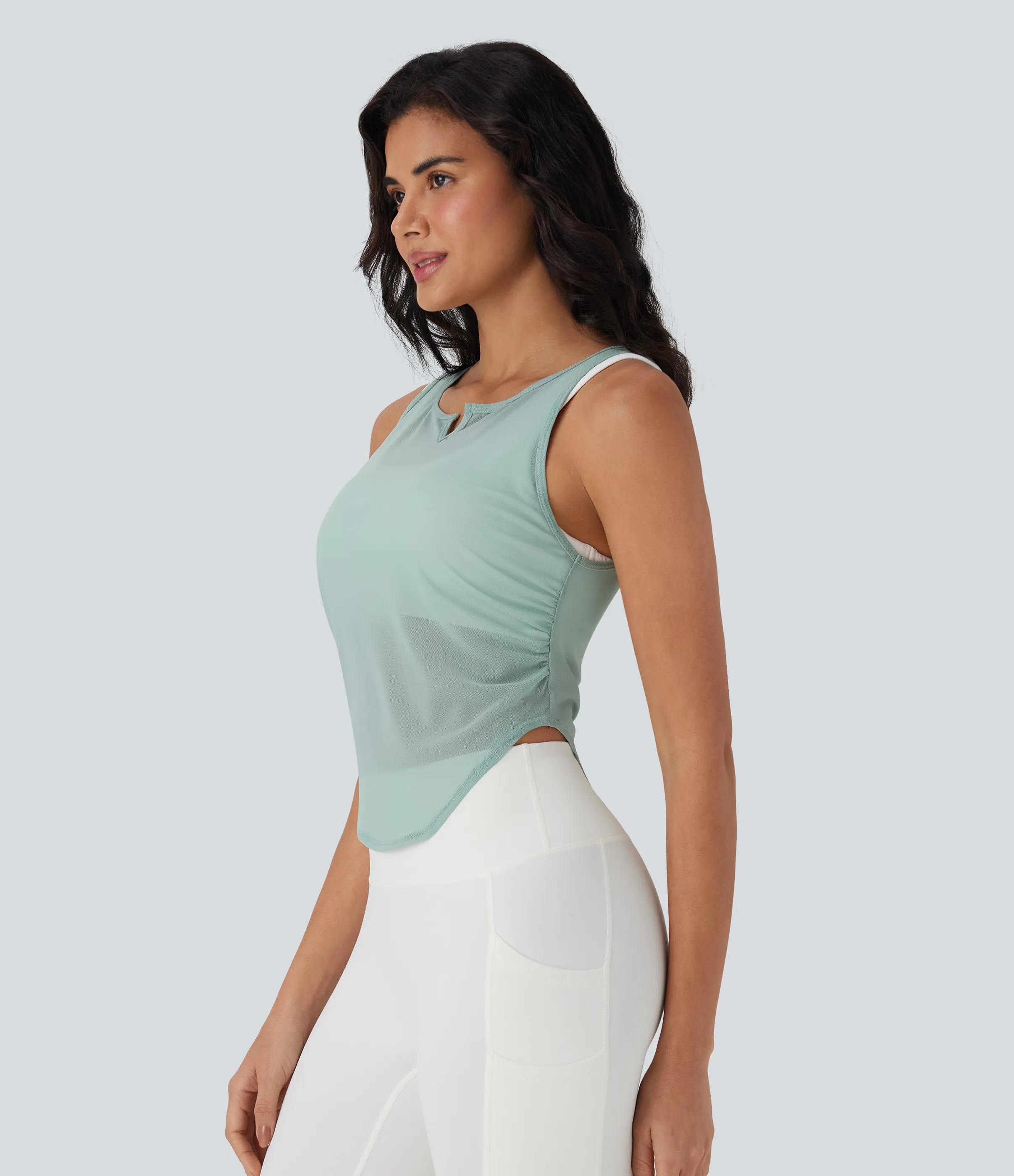 Halara Top de yoga de tejido transparente con escote en V y bajo curvado fruncido - Harbor Gray - XL sold by Halara product image thumbnail 4