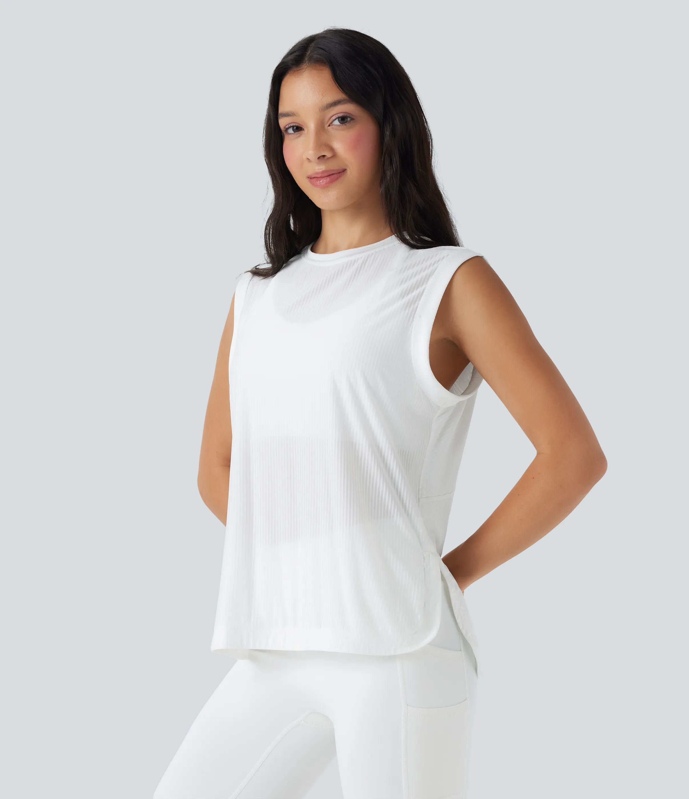 Halara Camiseta de yoga de secado rápido con cuello redondo y dobladillo curvo - White - XL sold by Halara product image thumbnail 4