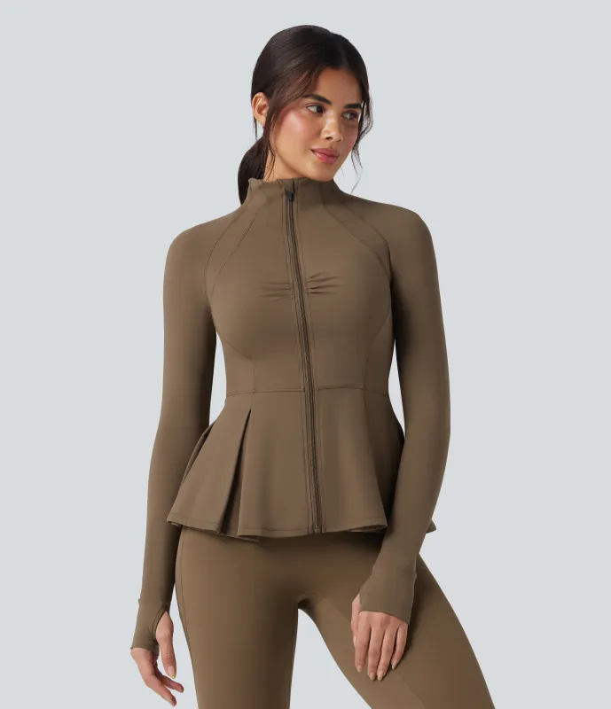 Halara Chaqueta de yoga ajustada SoftlyZero™ de felpa con cuello alto, aberturas para los pulgares y dobladillo plisado fruncido - Reddish Brown - S sold by Halara