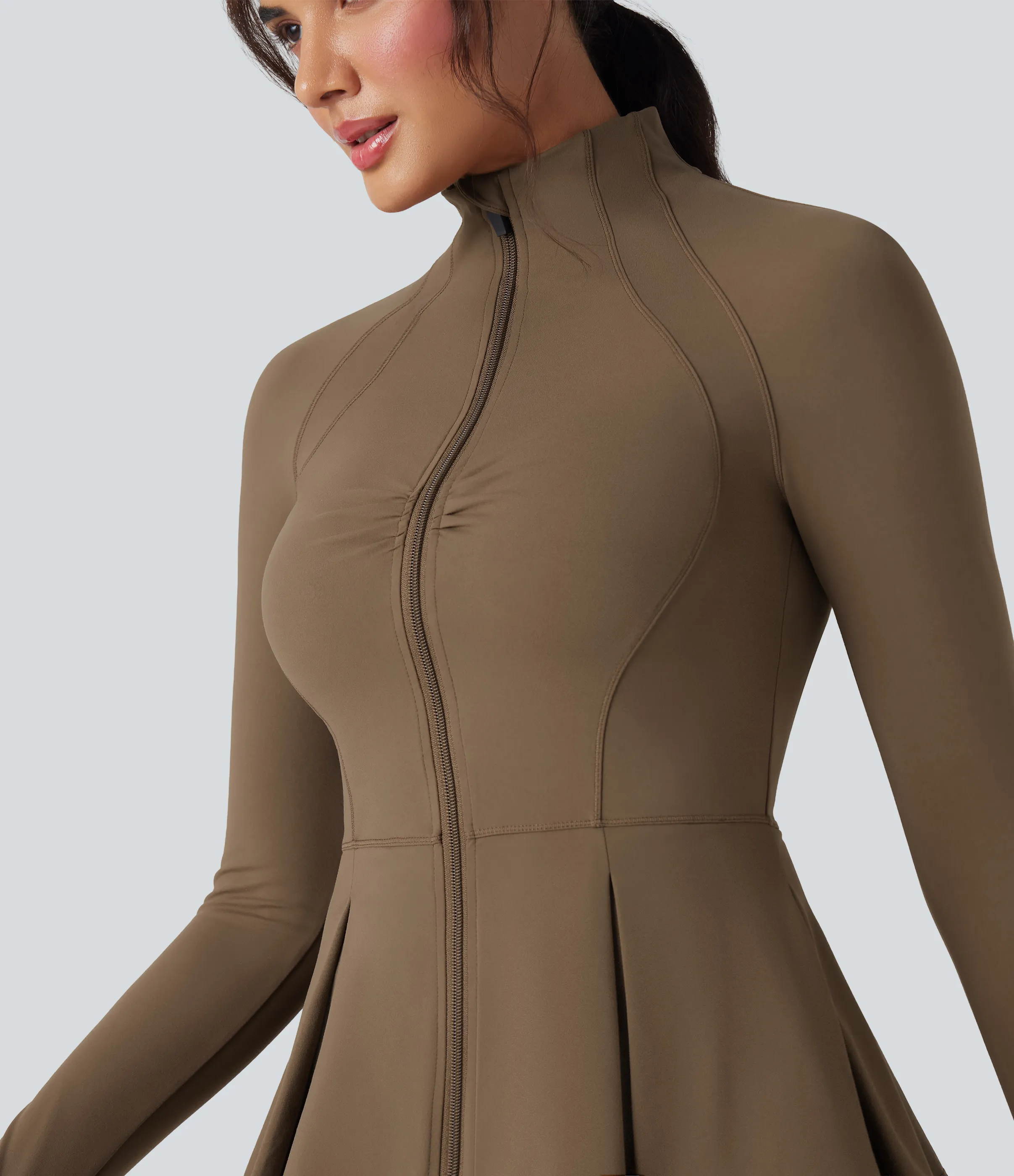 Halara Chaqueta de yoga ajustada SoftlyZero™ de felpa con cuello alto, aberturas para los pulgares y dobladillo plisado fruncido - Reddish Brown - S sold by Halara product image thumbnail 5