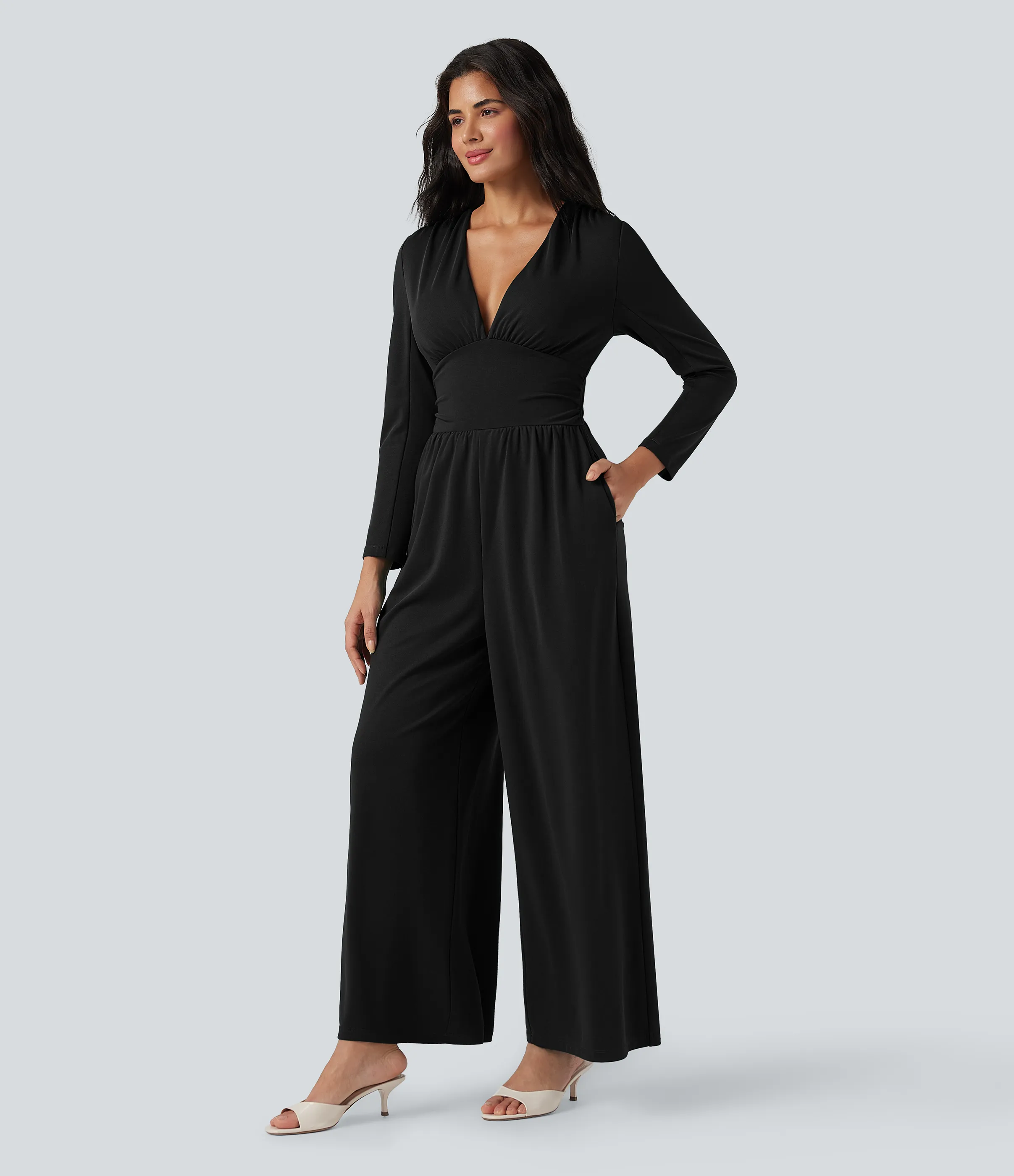 Halara Jumpsuit fruncido de manga larga con cuello en V y bolsillos - Edición Easy Peezy - Black - XL(regular) sold by Halara product image thumbnail 4