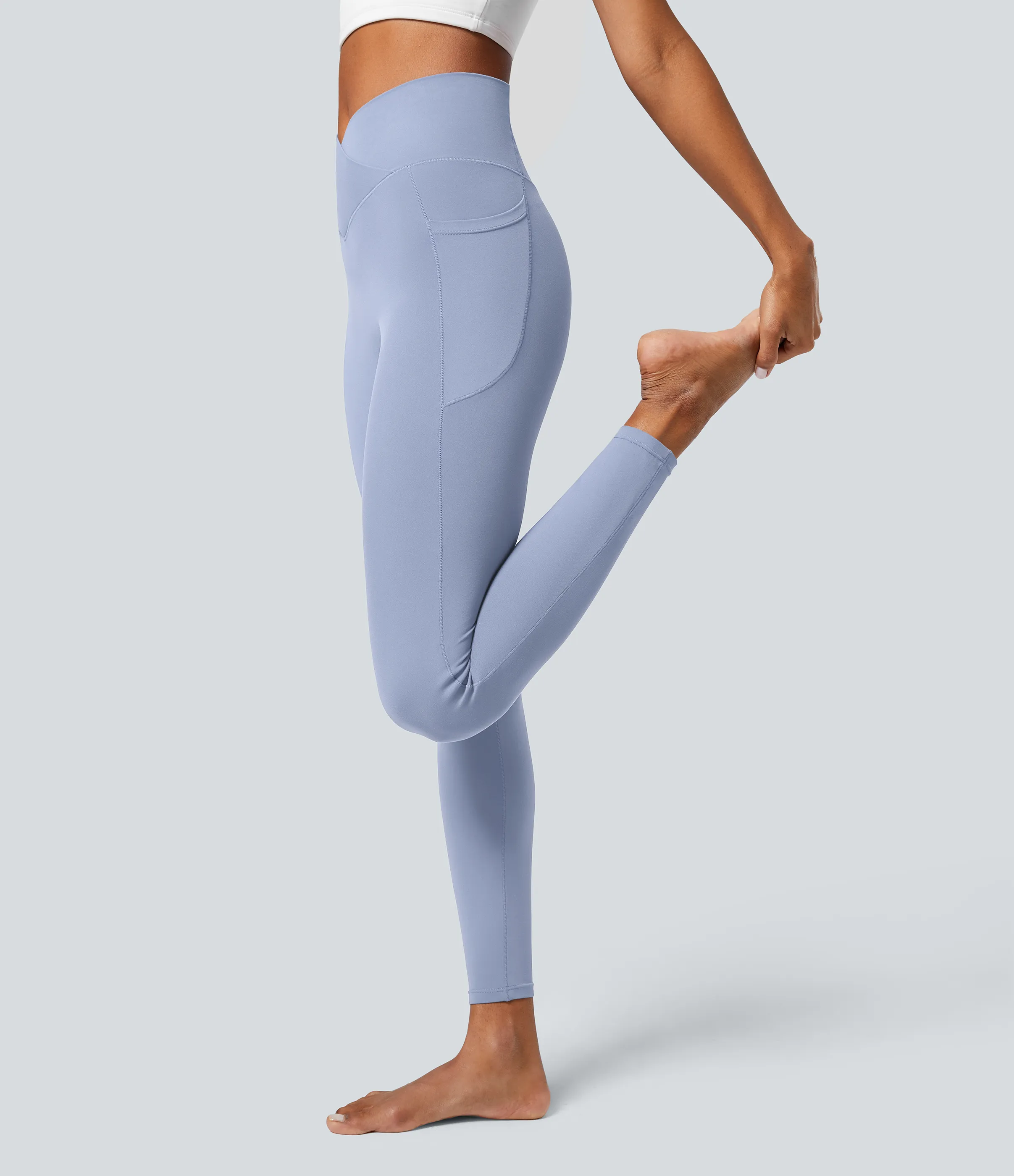 Halara Leggings Softlyzero™ liso bolsillo cruzado - Xenon Blue - L(7/8) sold by Halara product image thumbnail 4
