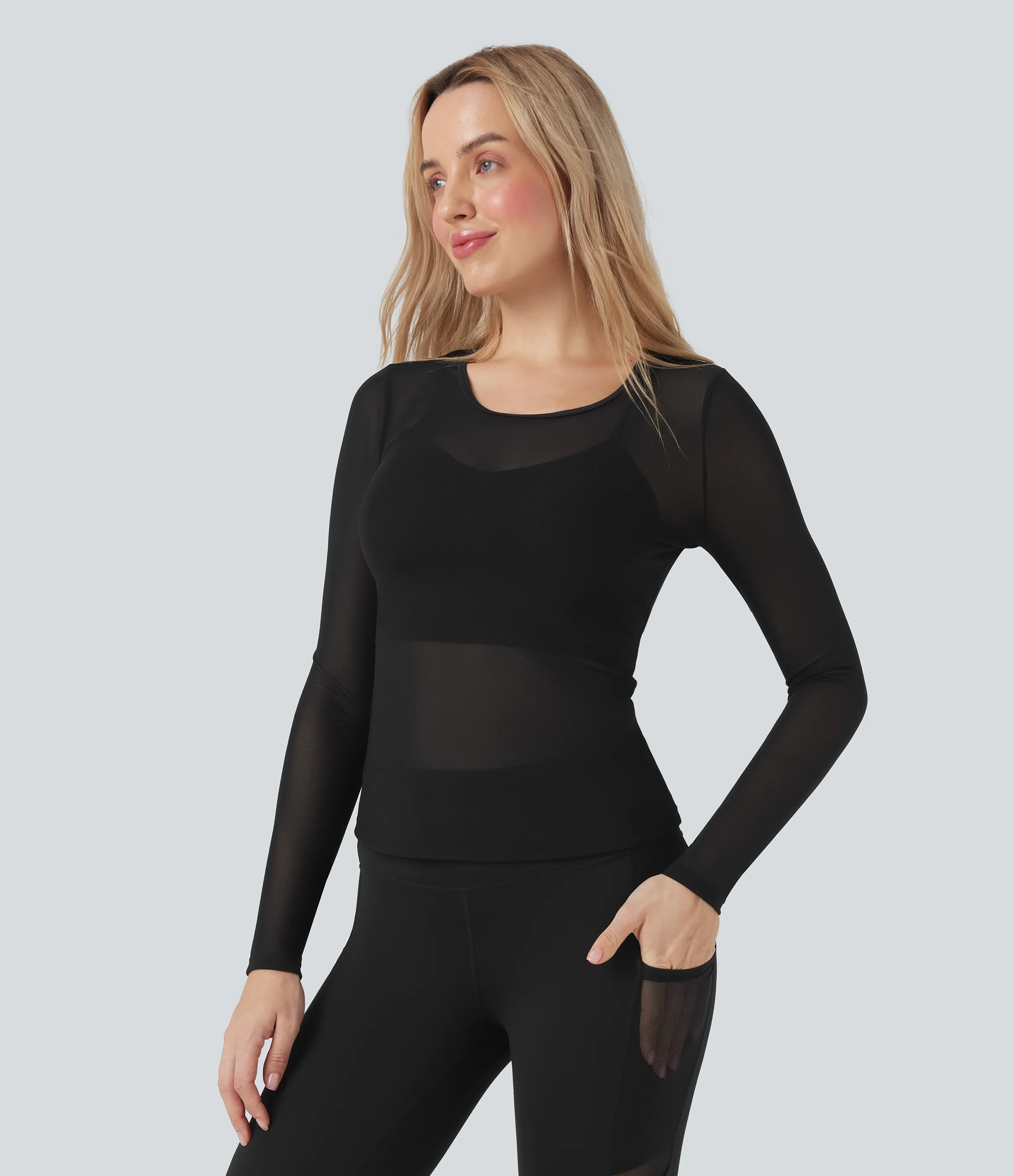 Halara Top deportivo de yoga 2 en 1 de malla en contraste, cuello redondo y manga larga - Black - L sold by Halara product image thumbnail 4