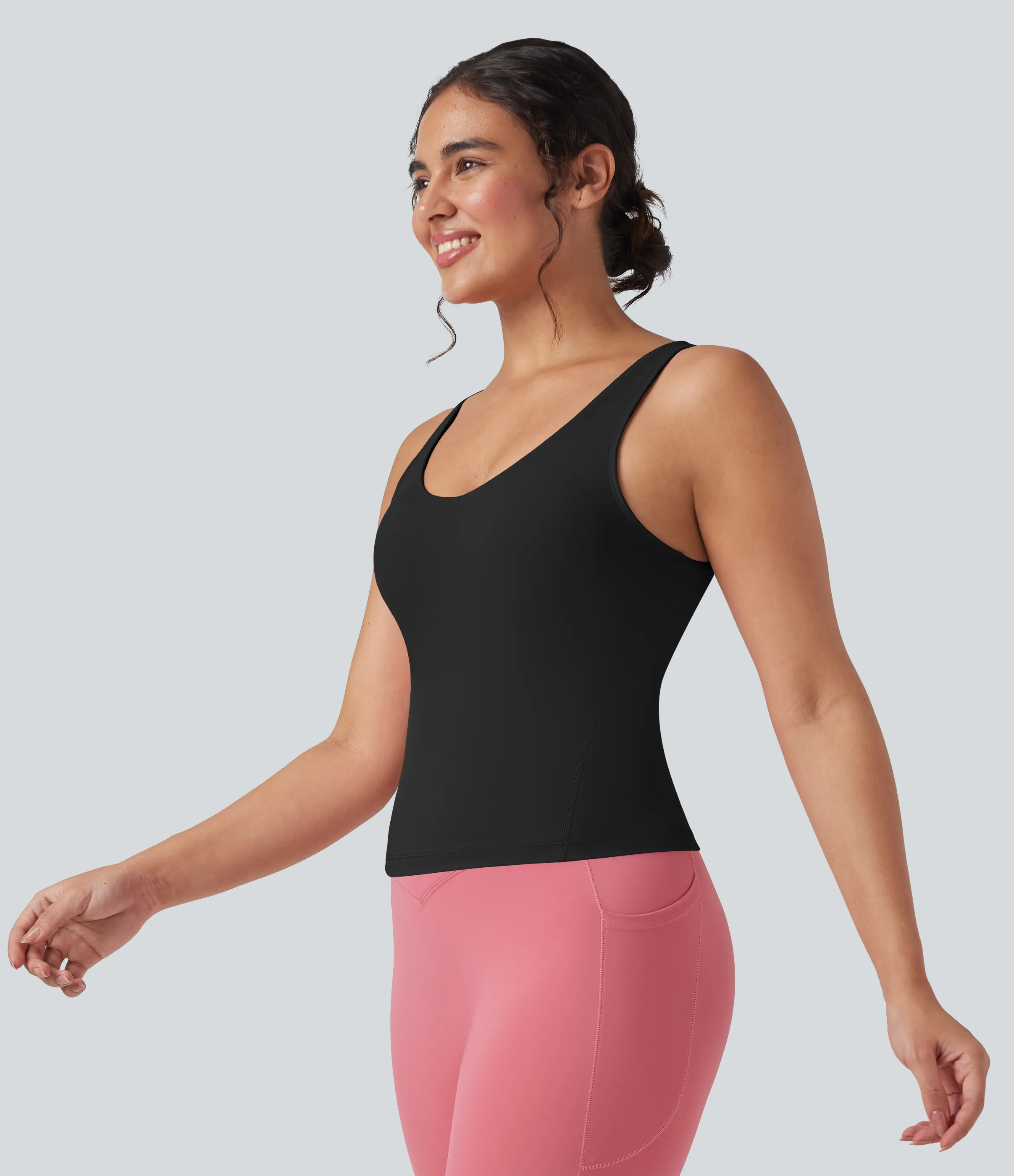 Halara Camiseta de yoga Halara UltraSculpt™ con escote en V profundo y espalda redondeada - Black - M sold by Halara product image thumbnail 4