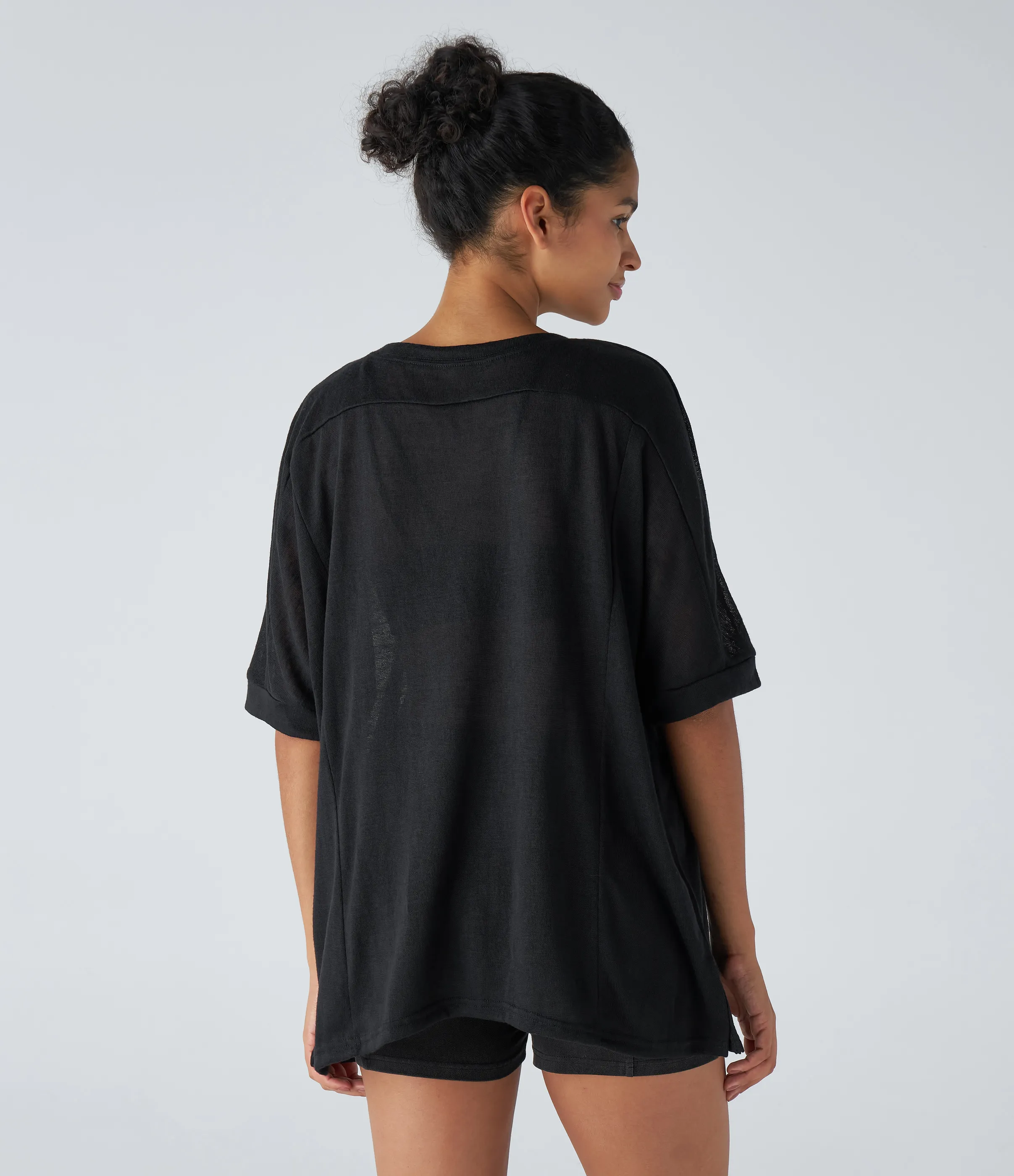 Halara Top extragrande transparente dobladillo dividido asimétrico - Black - S sold by Halara product image thumbnail 3