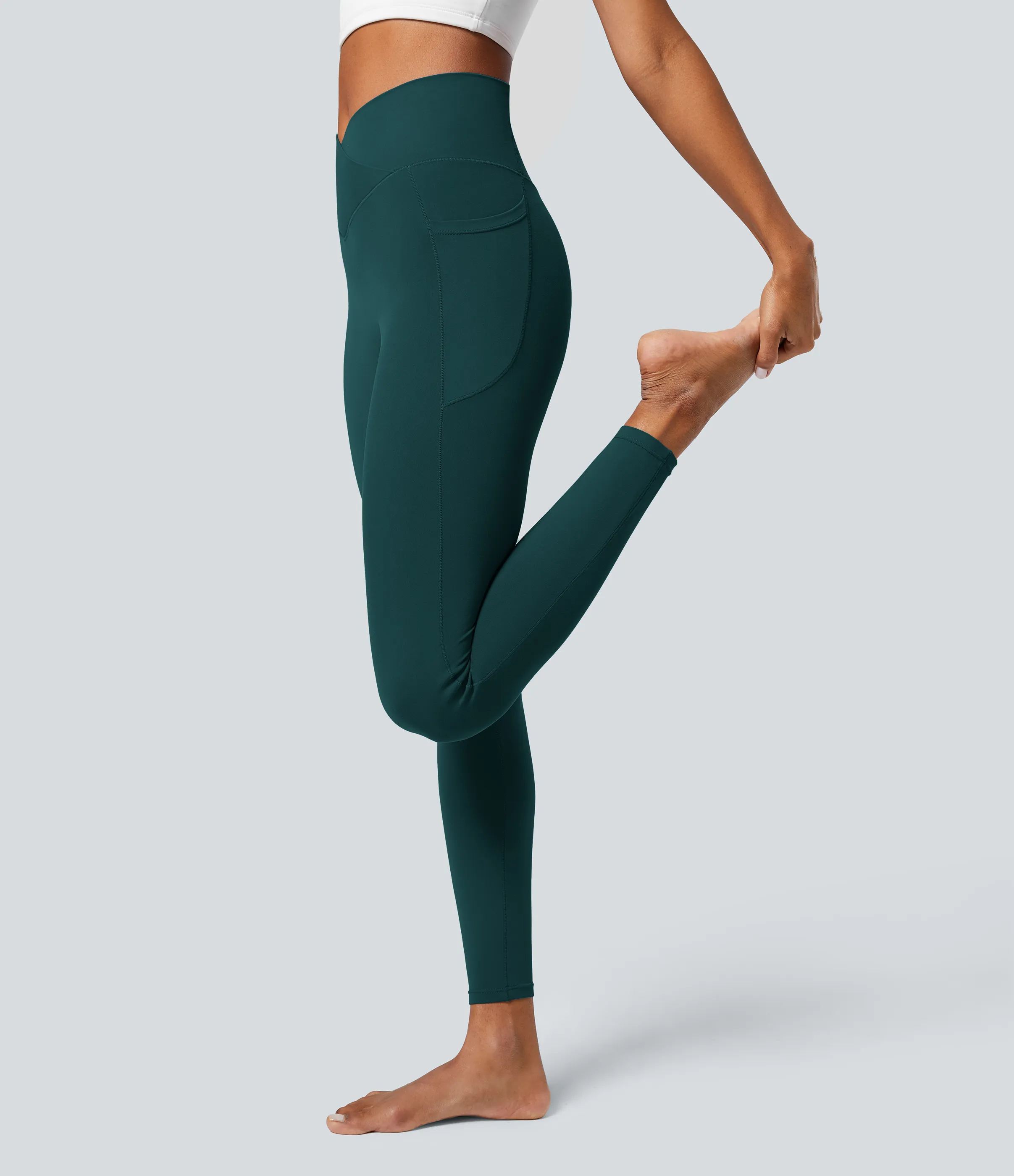 Halara Leggings Softlyzero™ liso bolsillo cruzado - Viridian - XL(7/8) sold by Halara product image thumbnail 4