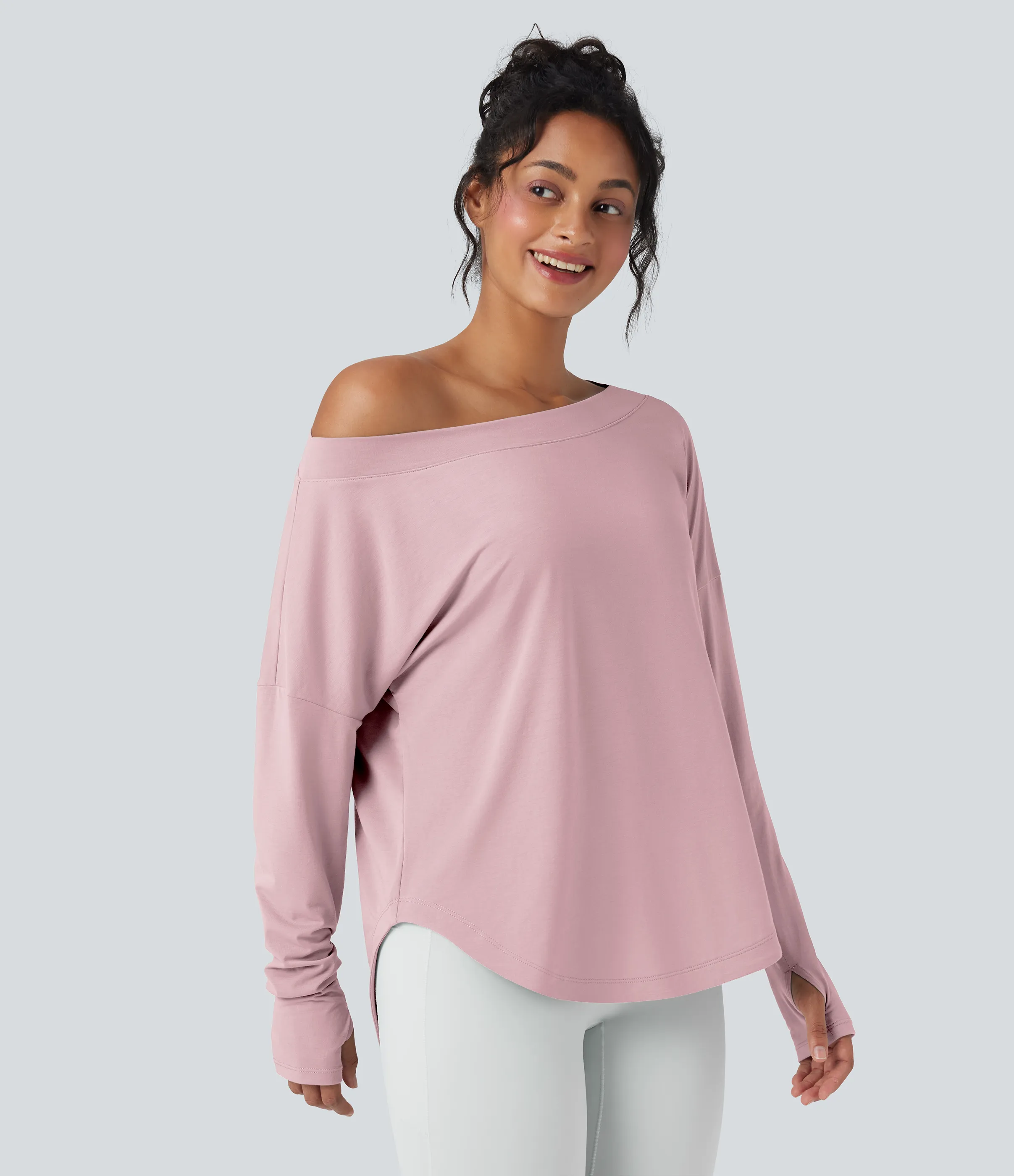 Halara Top deportivo de yoga de secado rápido de manga larga con hombro asimétrico, dobladillo curvo y abertura para el pulgar - Pale Lilac - XL sold by Halara product image thumbnail 2