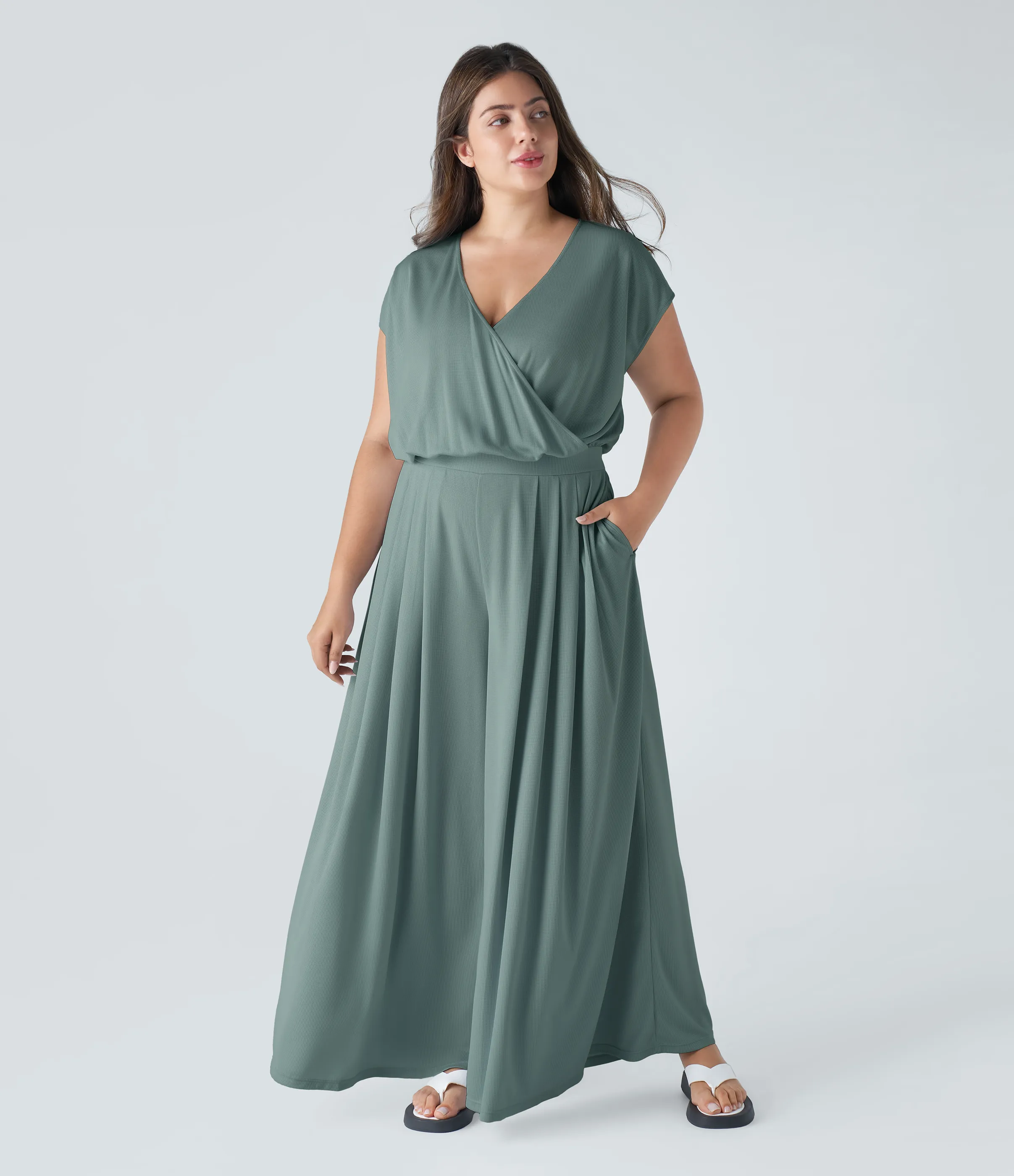 Halara Mono talla grande cuello V manga corta bolsillo lateral plisado pierna ancha gofre fluido - Bronze Stone Green - 3X sold by Halara product image thumbnail 2