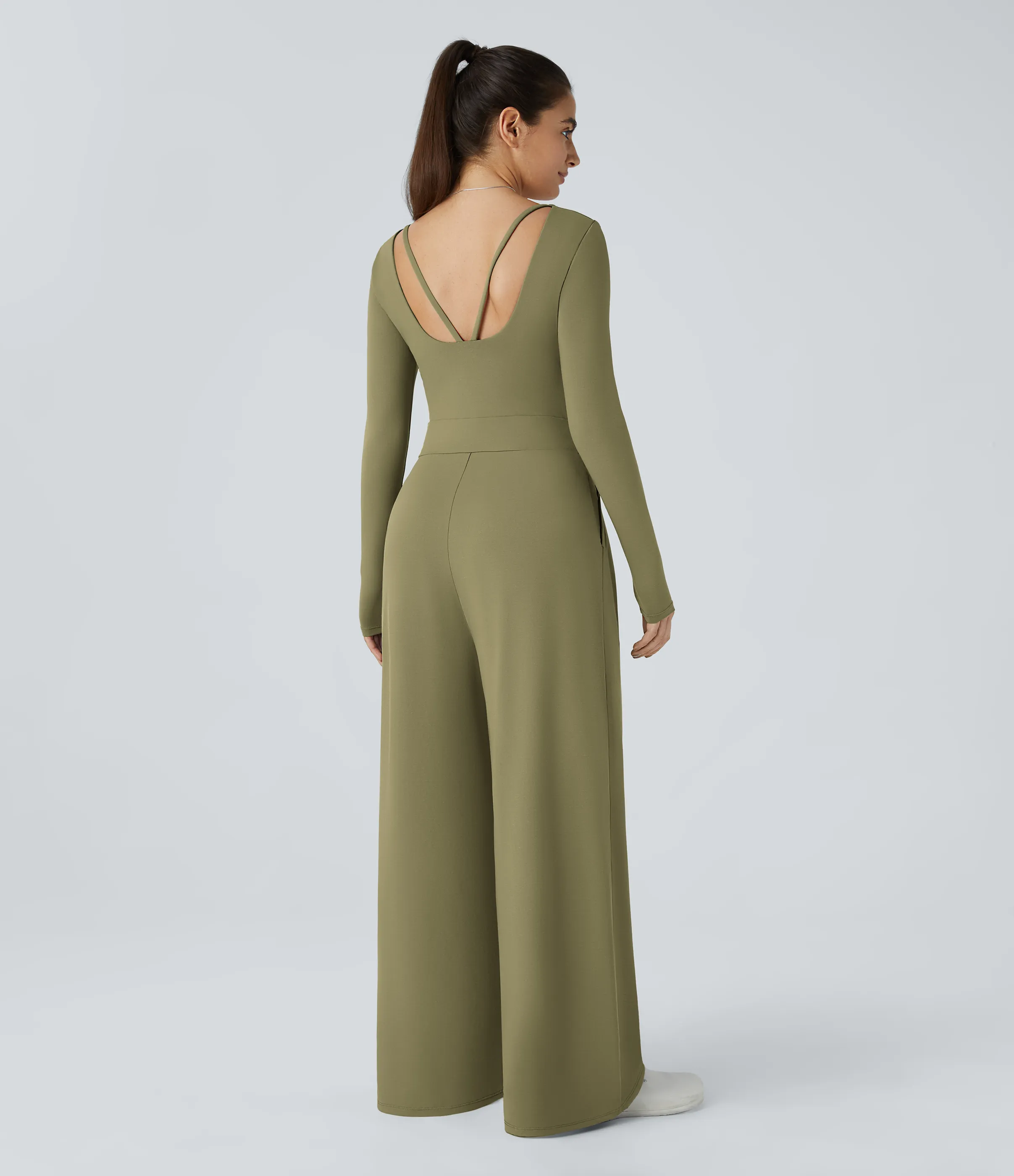 Halara Mono cuello V sin espalda manga larga bolsillo lateral plisado pierna ancha - Capulet Olive - S(regular) sold by Halara product image thumbnail 3