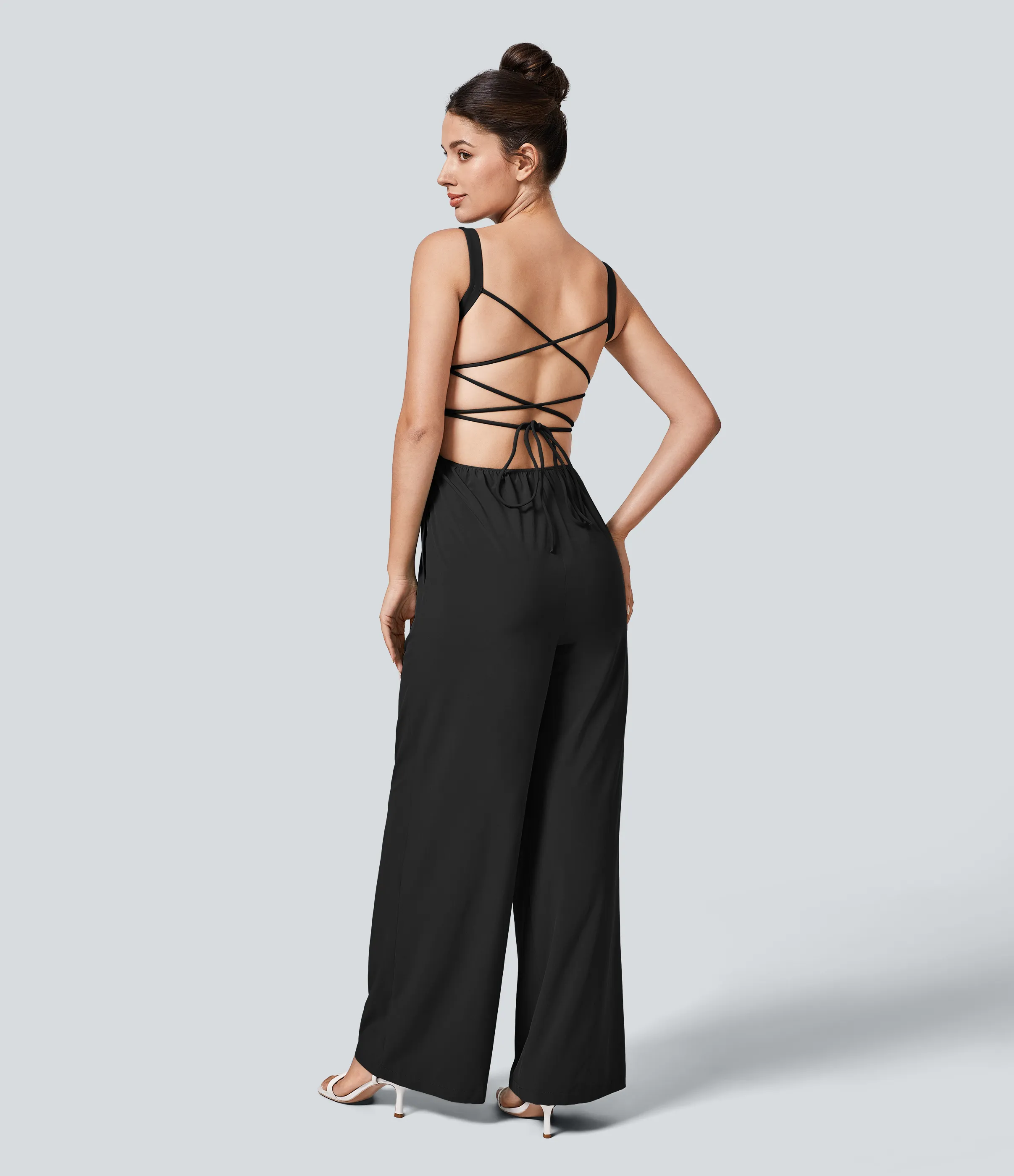 Halara Mono Breezeful™ secado rápido bolsillo lateral cordón cruzado sin espalda - Black - XS sold by Halara product image thumbnail 3